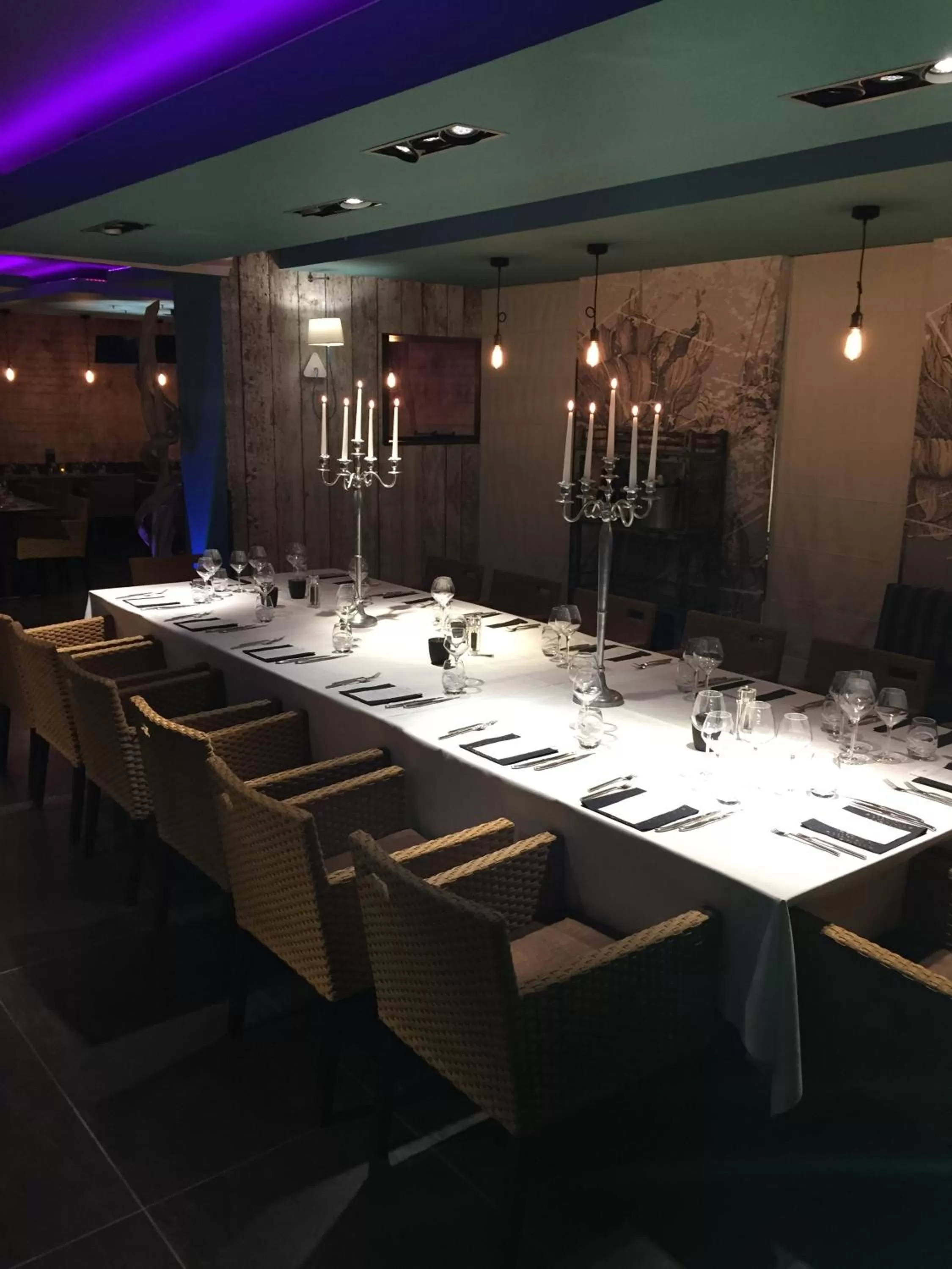 Restaurant/places to eat in Nota Bene