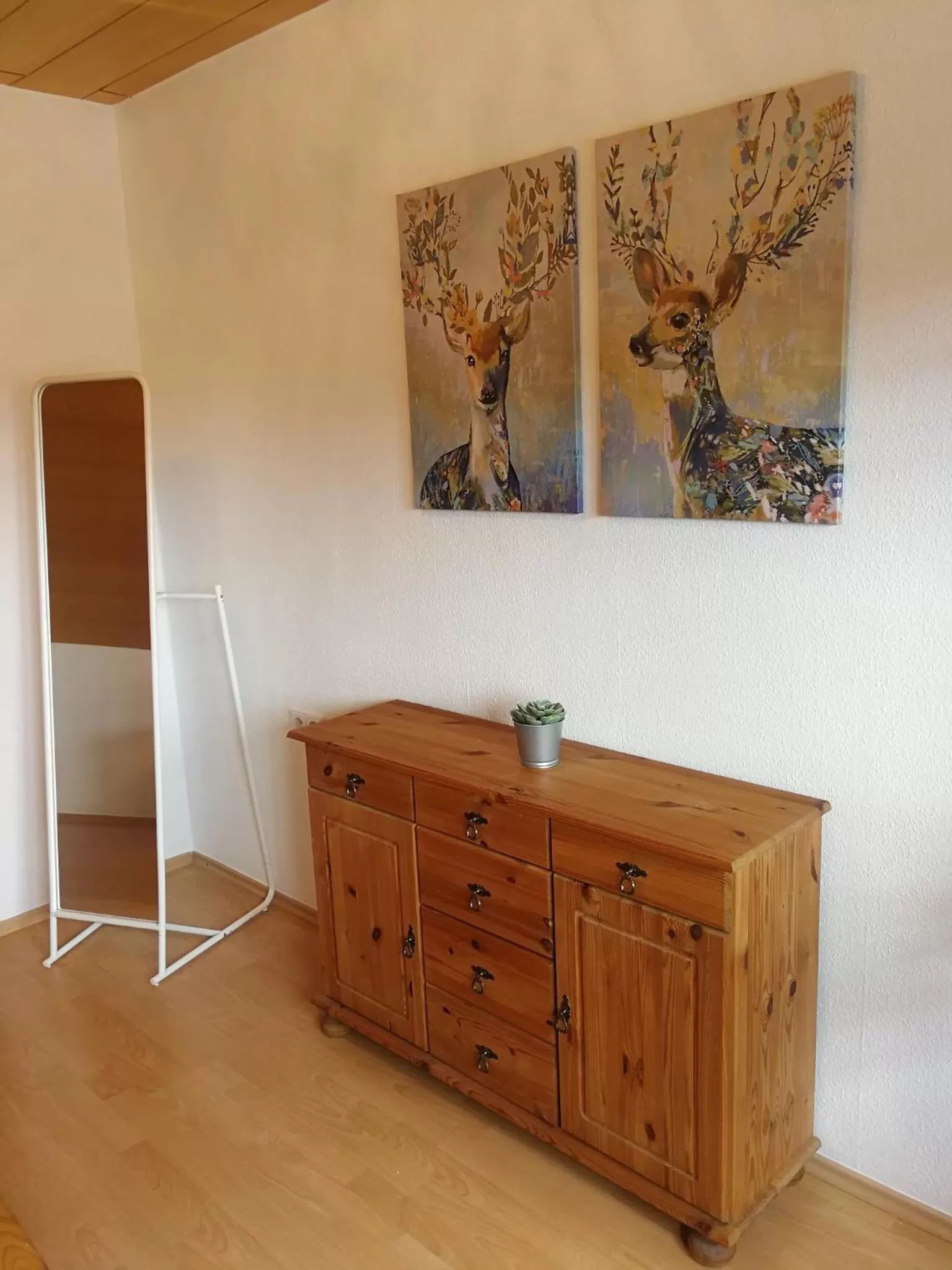 Photo of the whole room in Gasthof Zur Burg