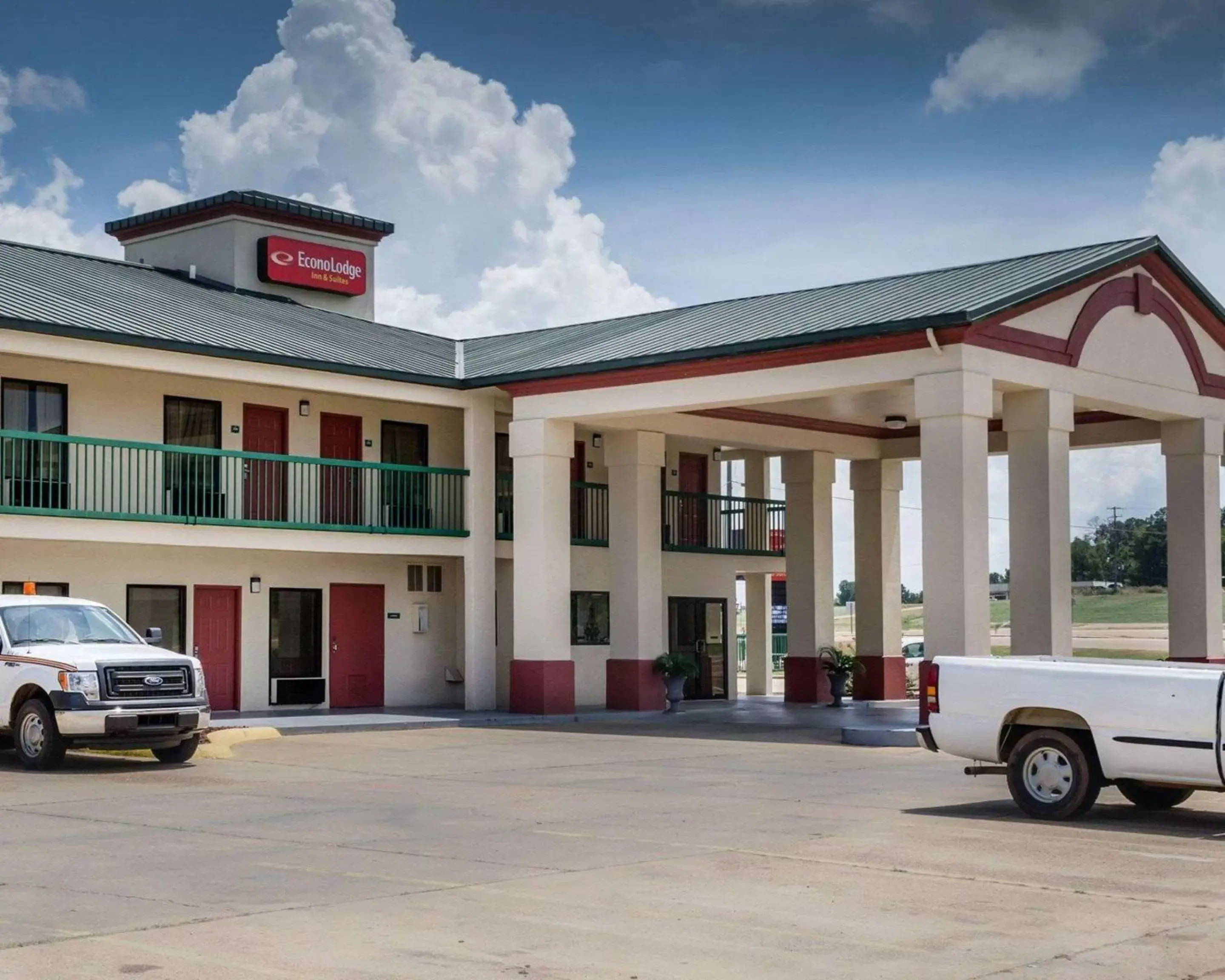 Property Building in Econo Lodge Inn & Suites Philadelphia