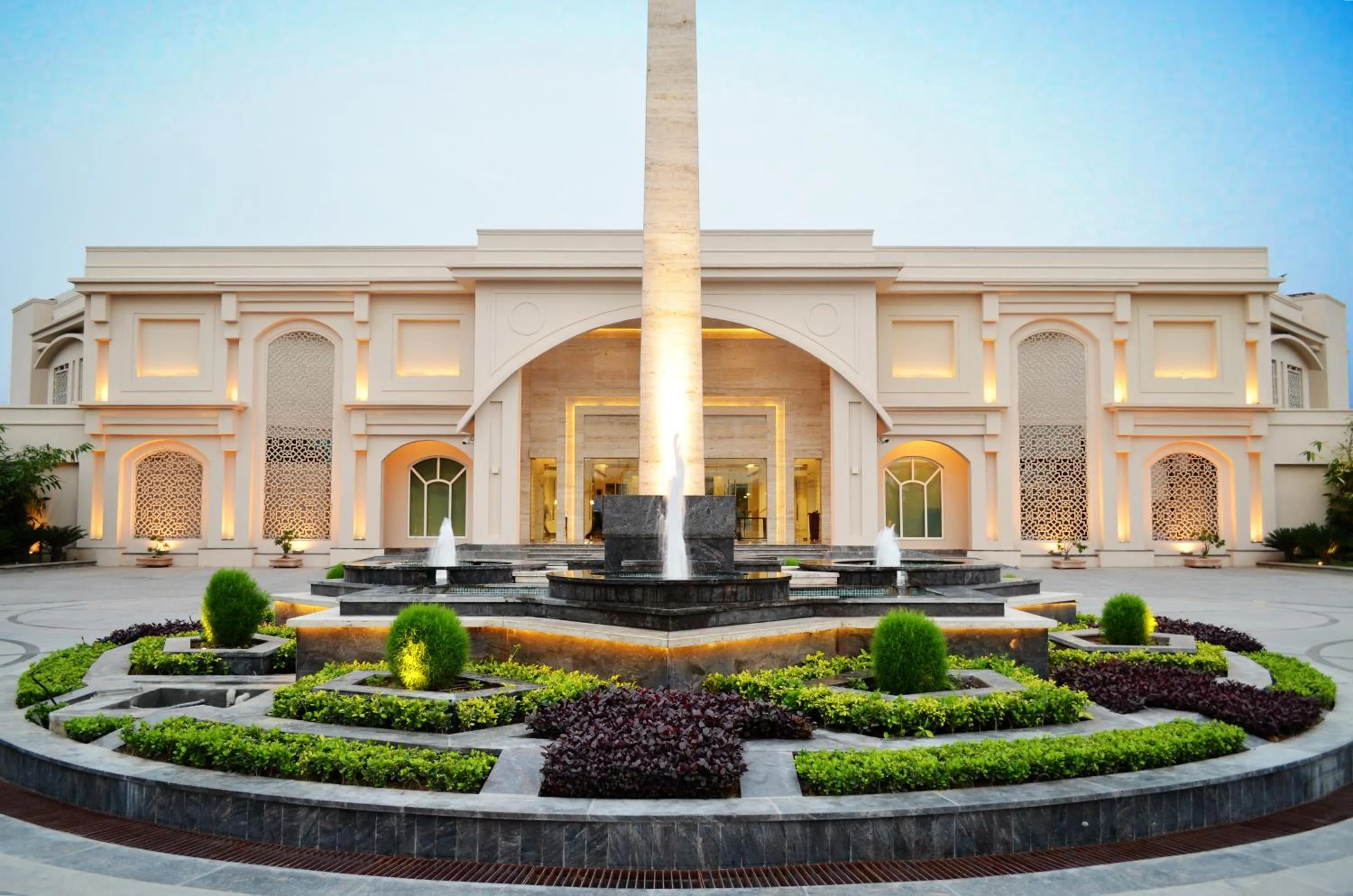 Facade/entrance in The Umrao