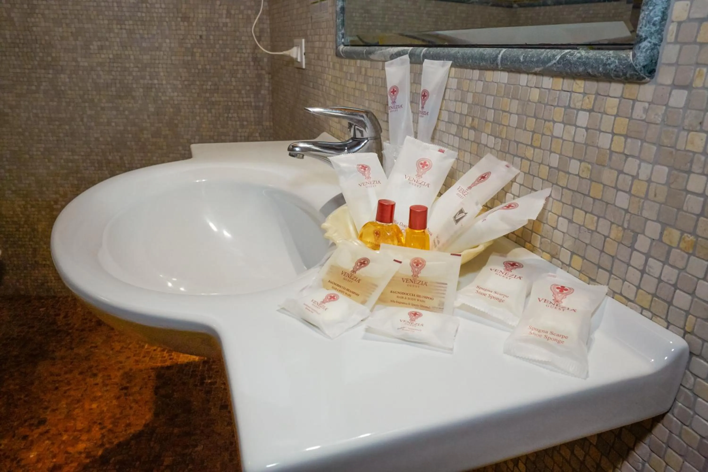 Bathroom in Hotel Riviera dei Dogi