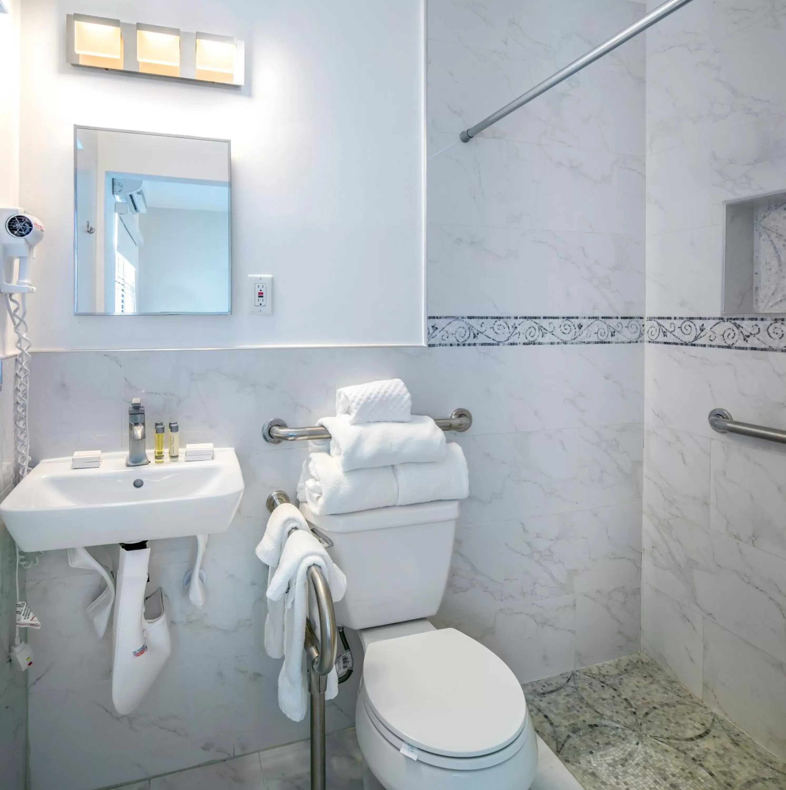 Shower, Bathroom in St. Pete Beach Suites