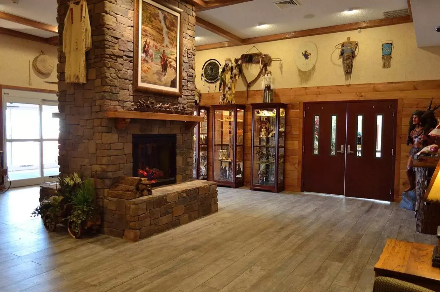 Lobby or reception in Best Western Plus Crossroads Inn & Suites