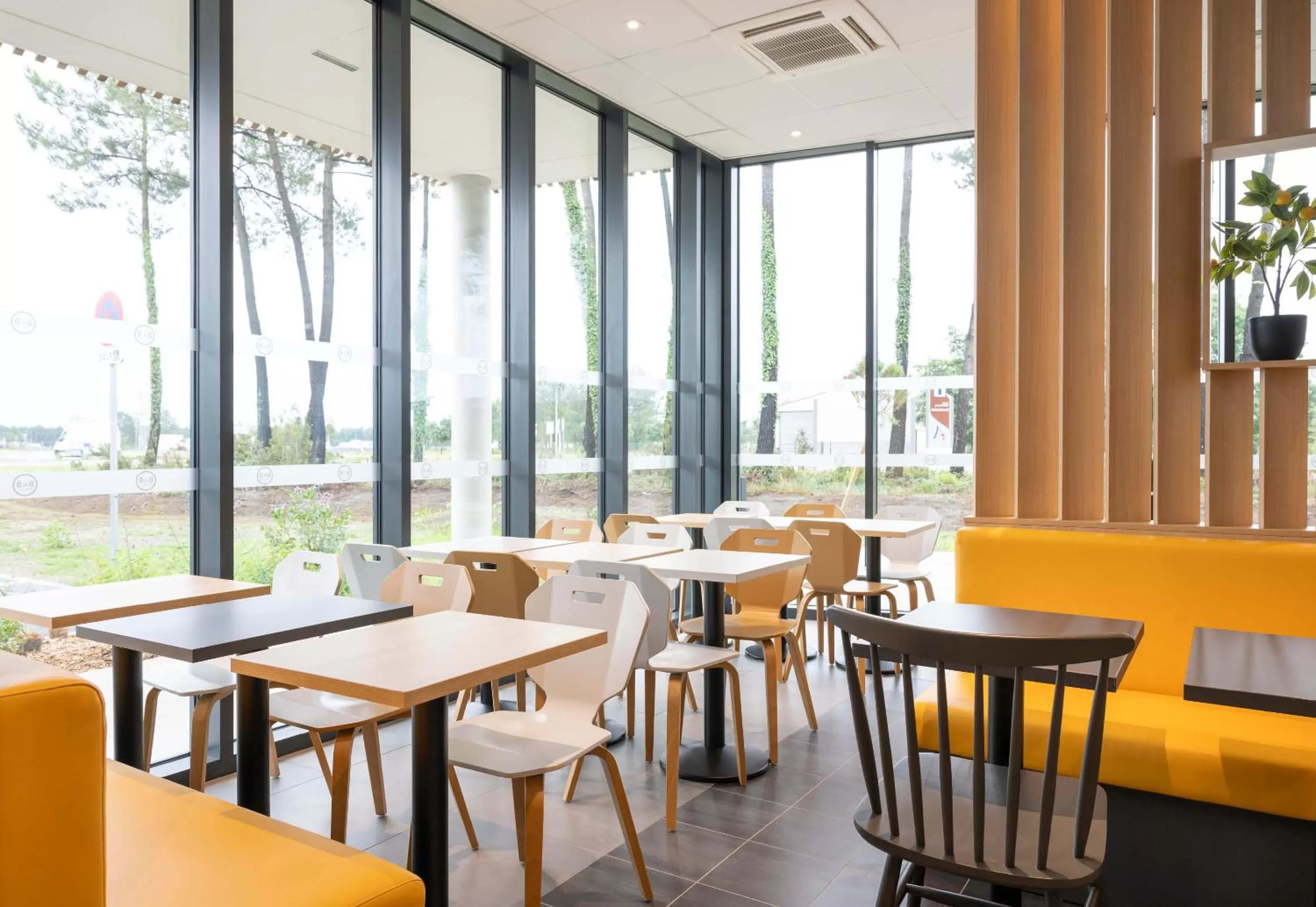 Breakfast in B&B HOTEL Saint-Geours-de-Maremne Hossegor