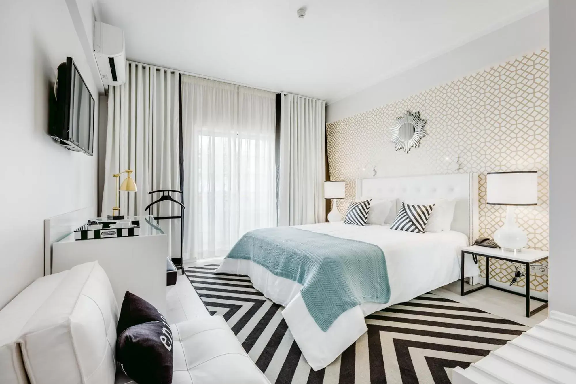 Bedroom, Bed in Hotel Cristal Marinha