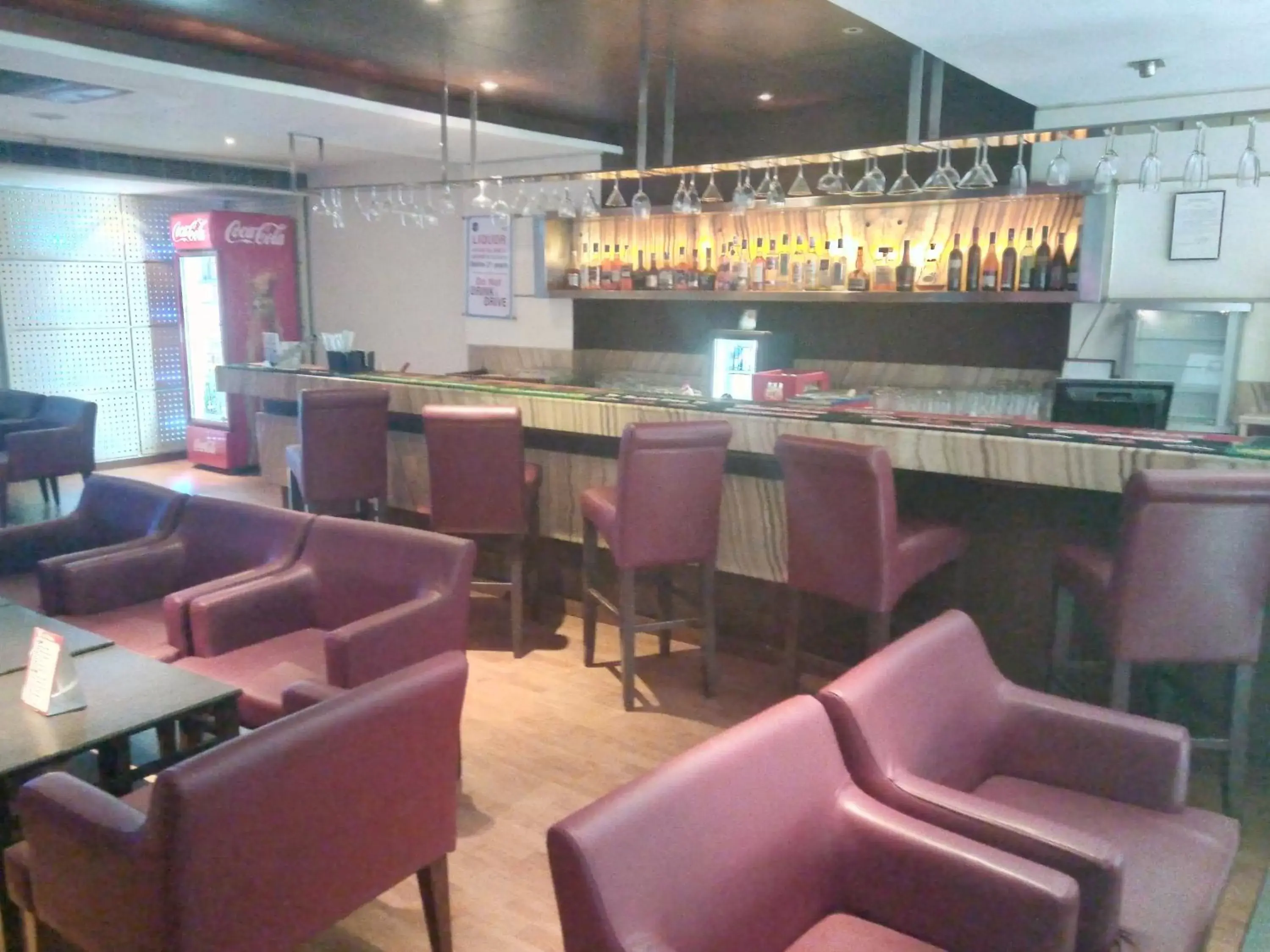 Lounge or bar, Lounge/Bar in Hampshire Plaza