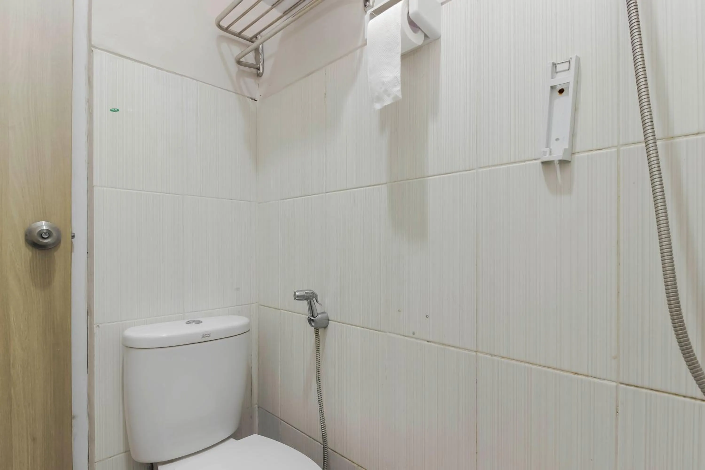 Bathroom in RedDoorz Plus near Lippo Cikarang Mall
