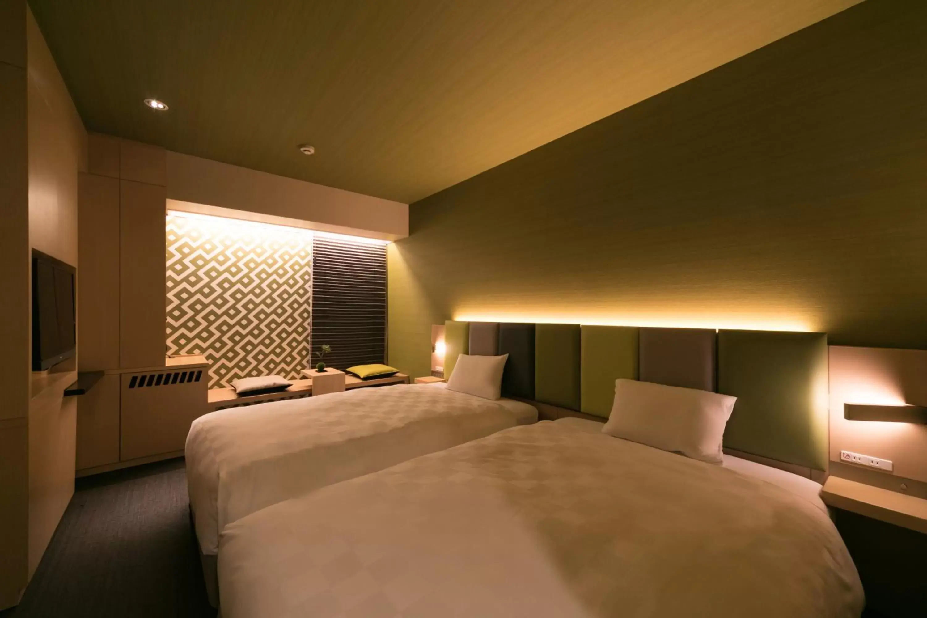 Photo of the whole room, Bed in Hakata Tokyu REI Hotel Photo of the whole room, Bed in Hakata Tokyu REI Hotel