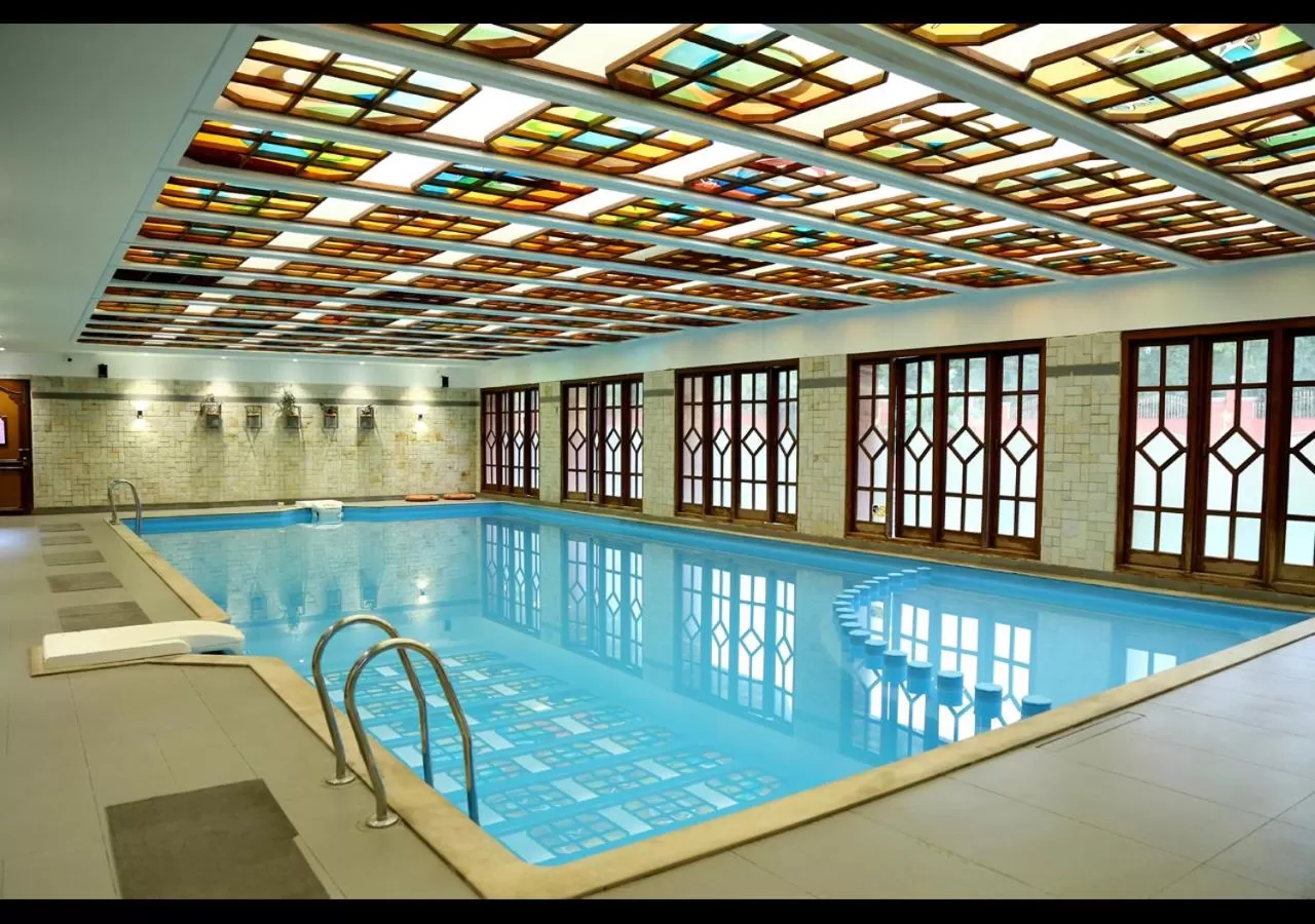 Swimming pool in Hotel AGC