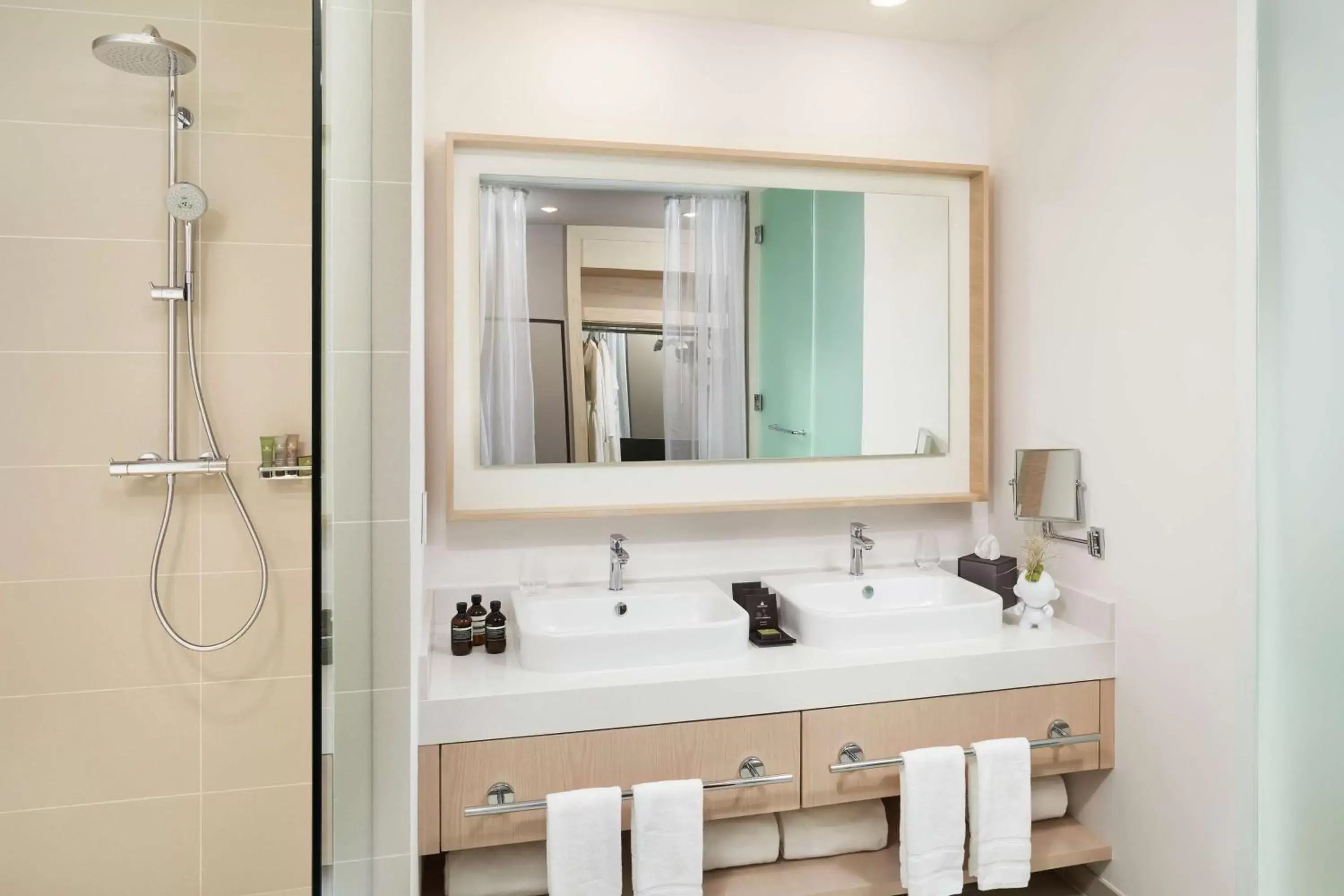 Bathroom in The Gabriel Miami Downtown, Curio Collection by Hilton
