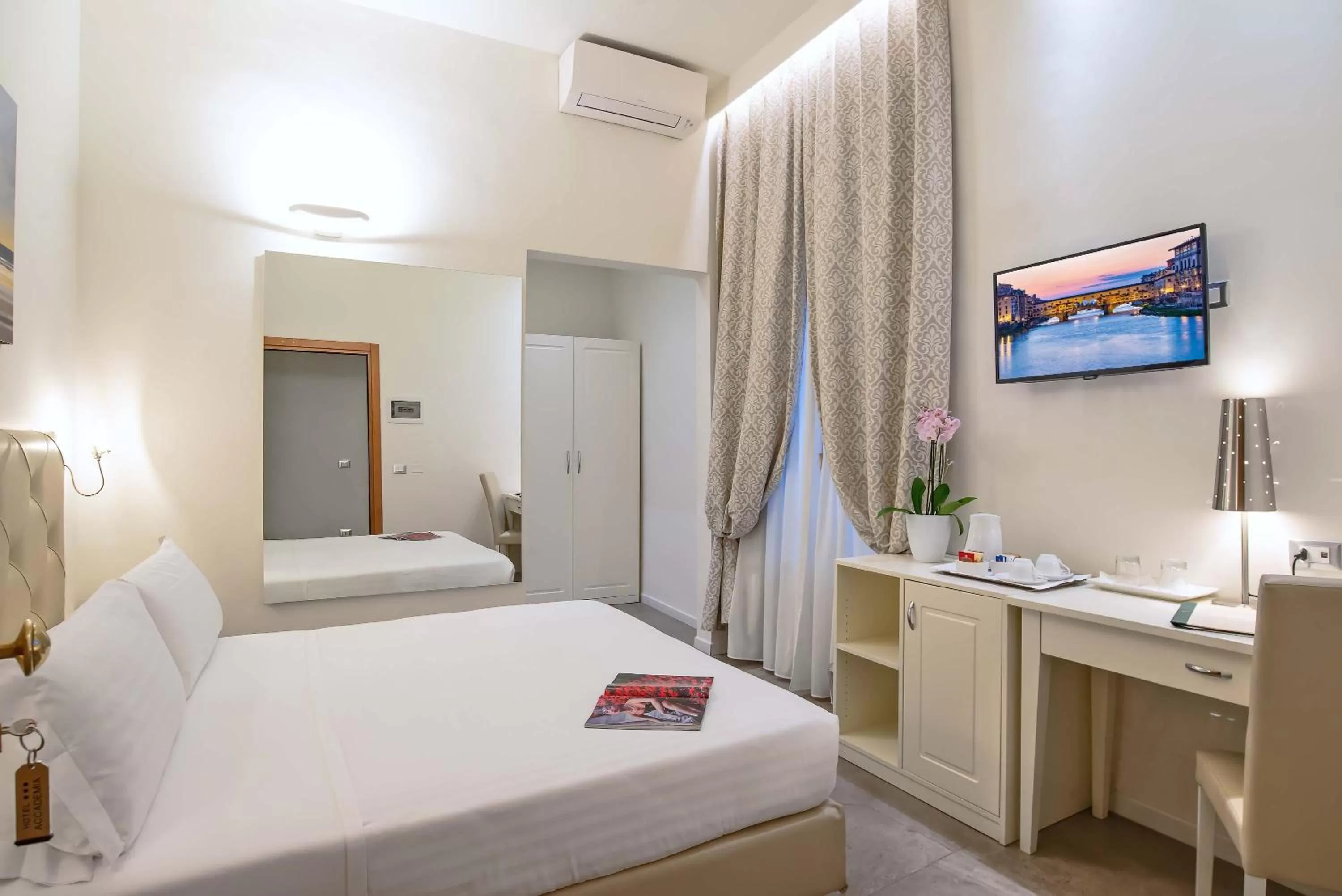 Bed in Hotel Accademia