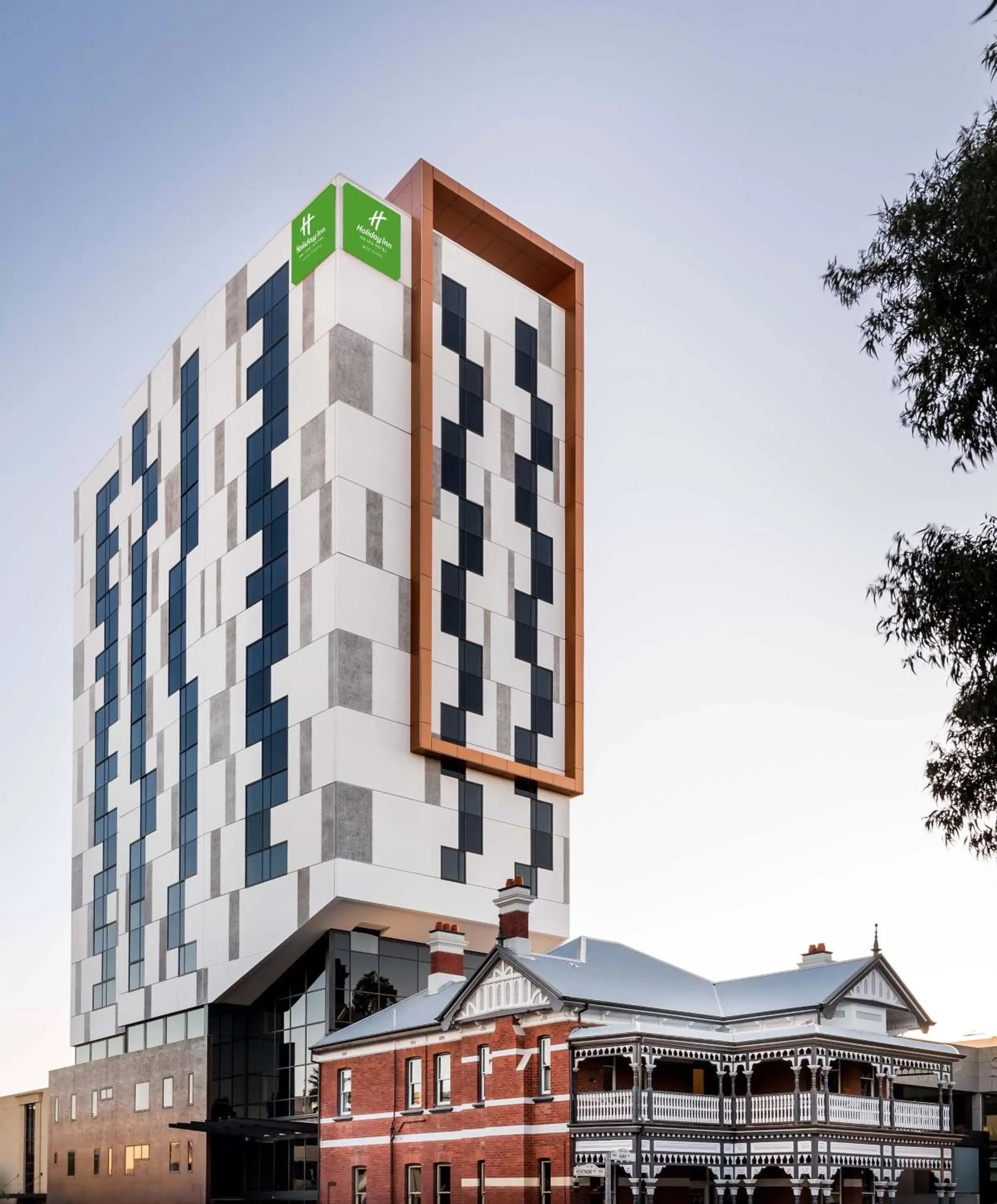 Property Building in Holiday Inn West Perth, an IHG Hotel