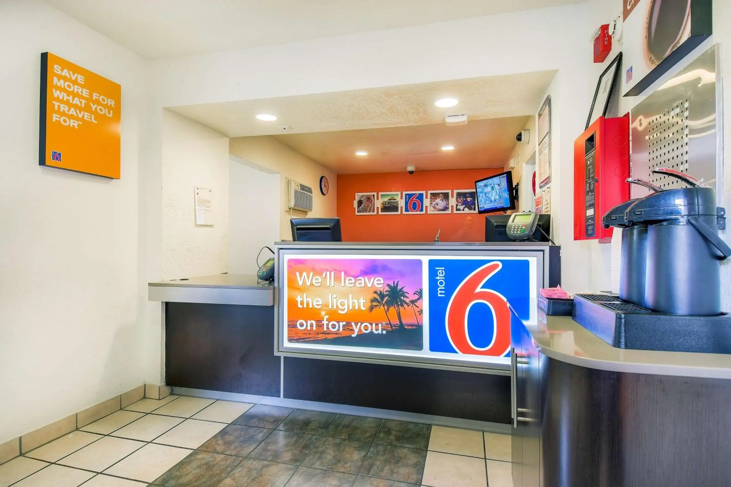 TV and multimedia, Lobby/Reception in Motel 6-Chino, CA - Los Angeles Area