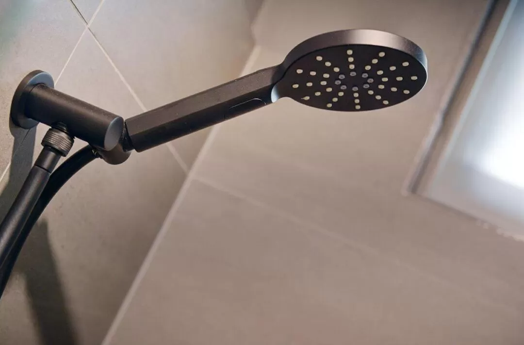 Shower in CBD Motor Inn