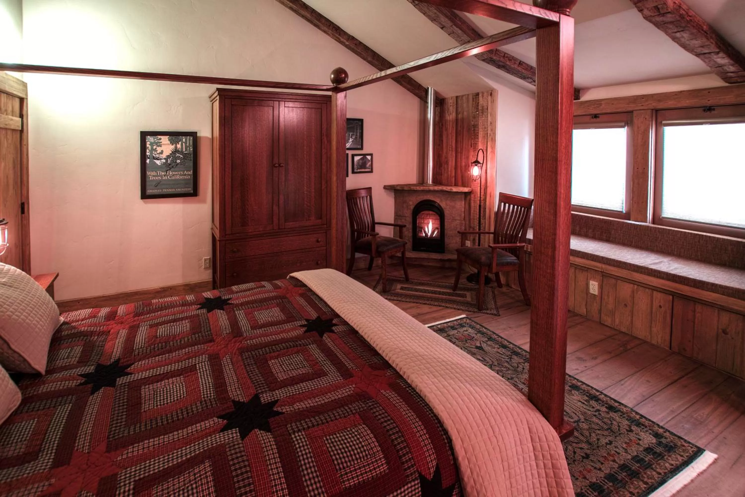 Seating area, Bed in The Squibb Houses