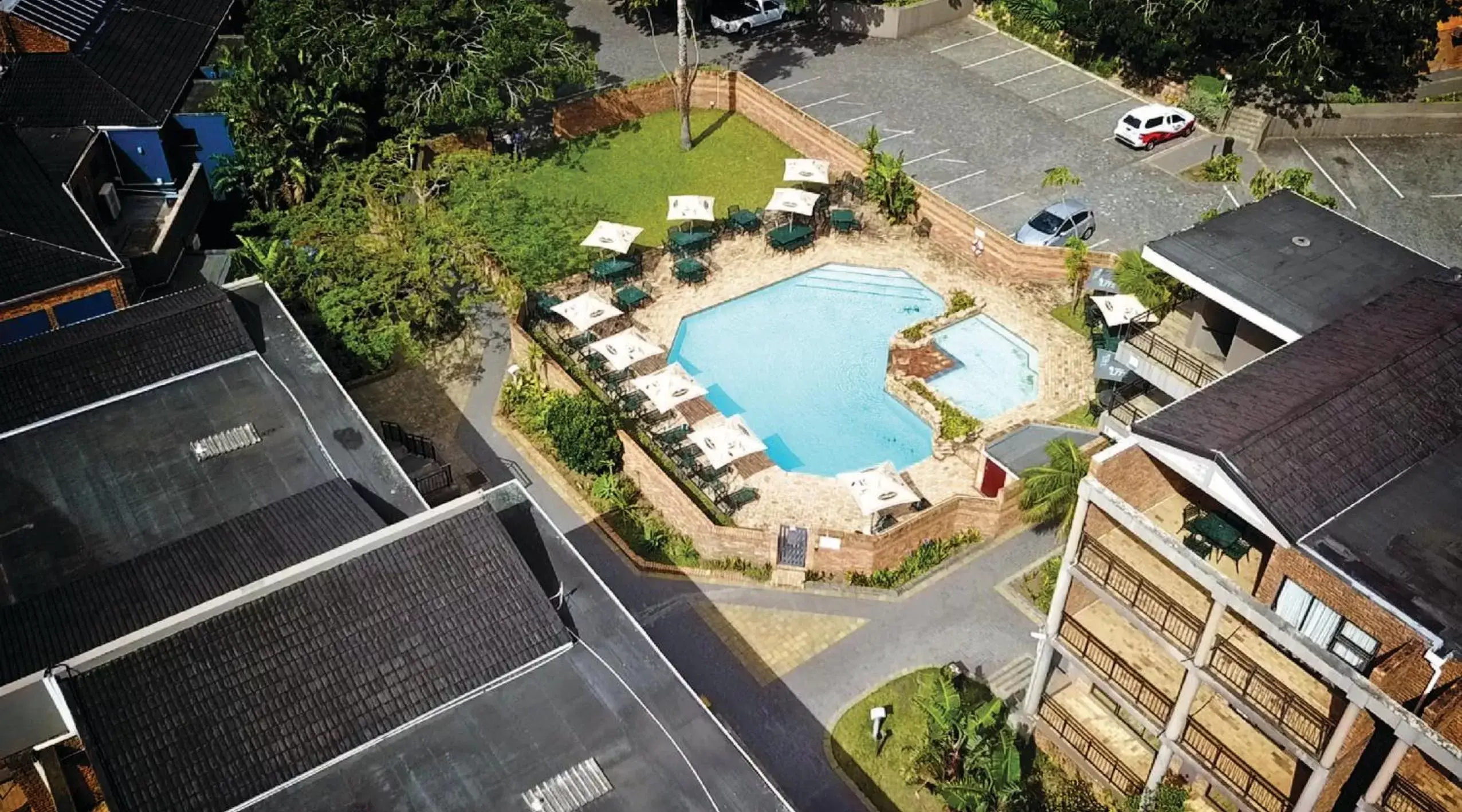 Swimming pool, Bird's-eye View in Blue Lagoon Hotel and Conference Centre