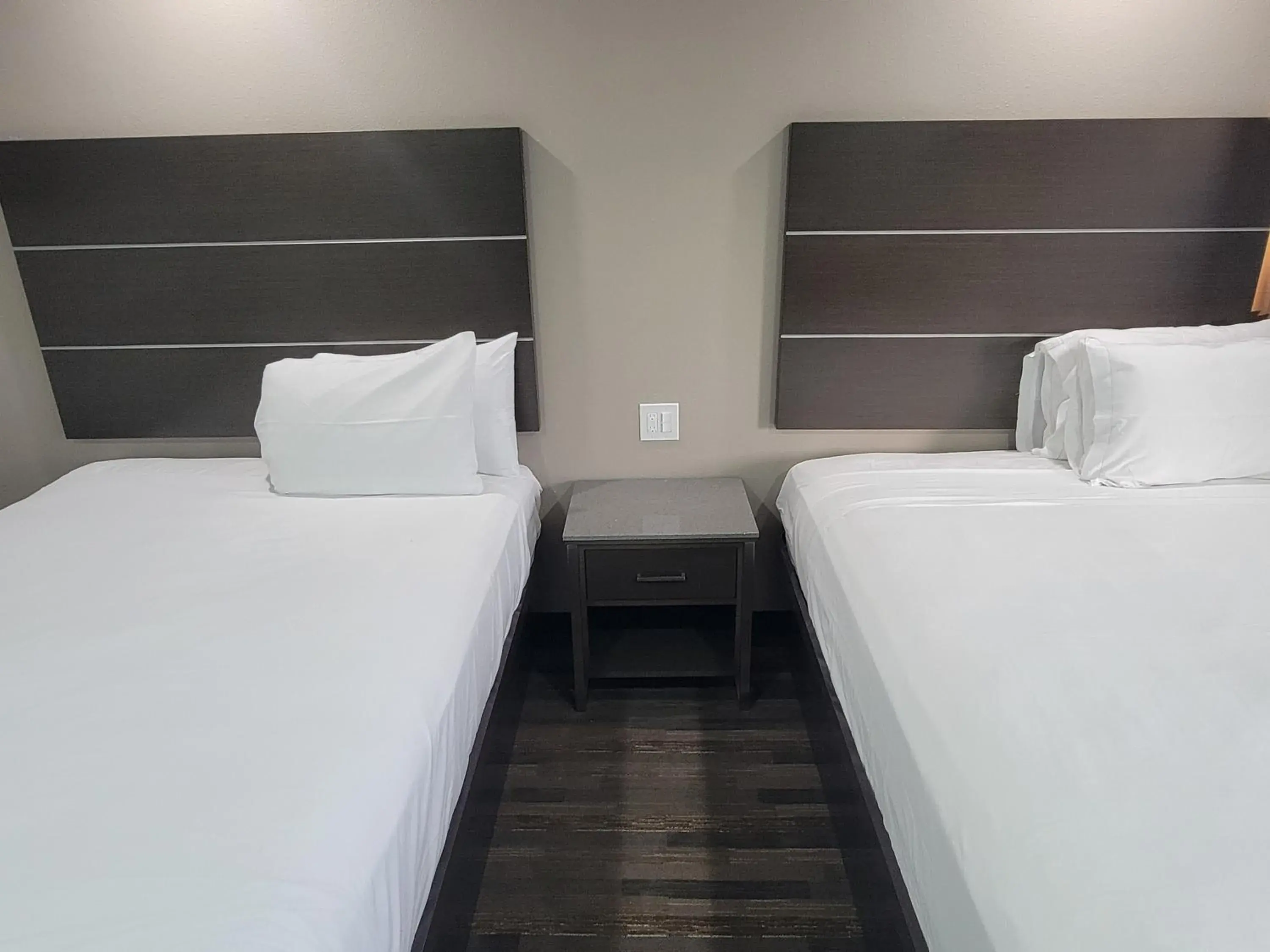 Bed in Travelodge by Wyndham Buena Park