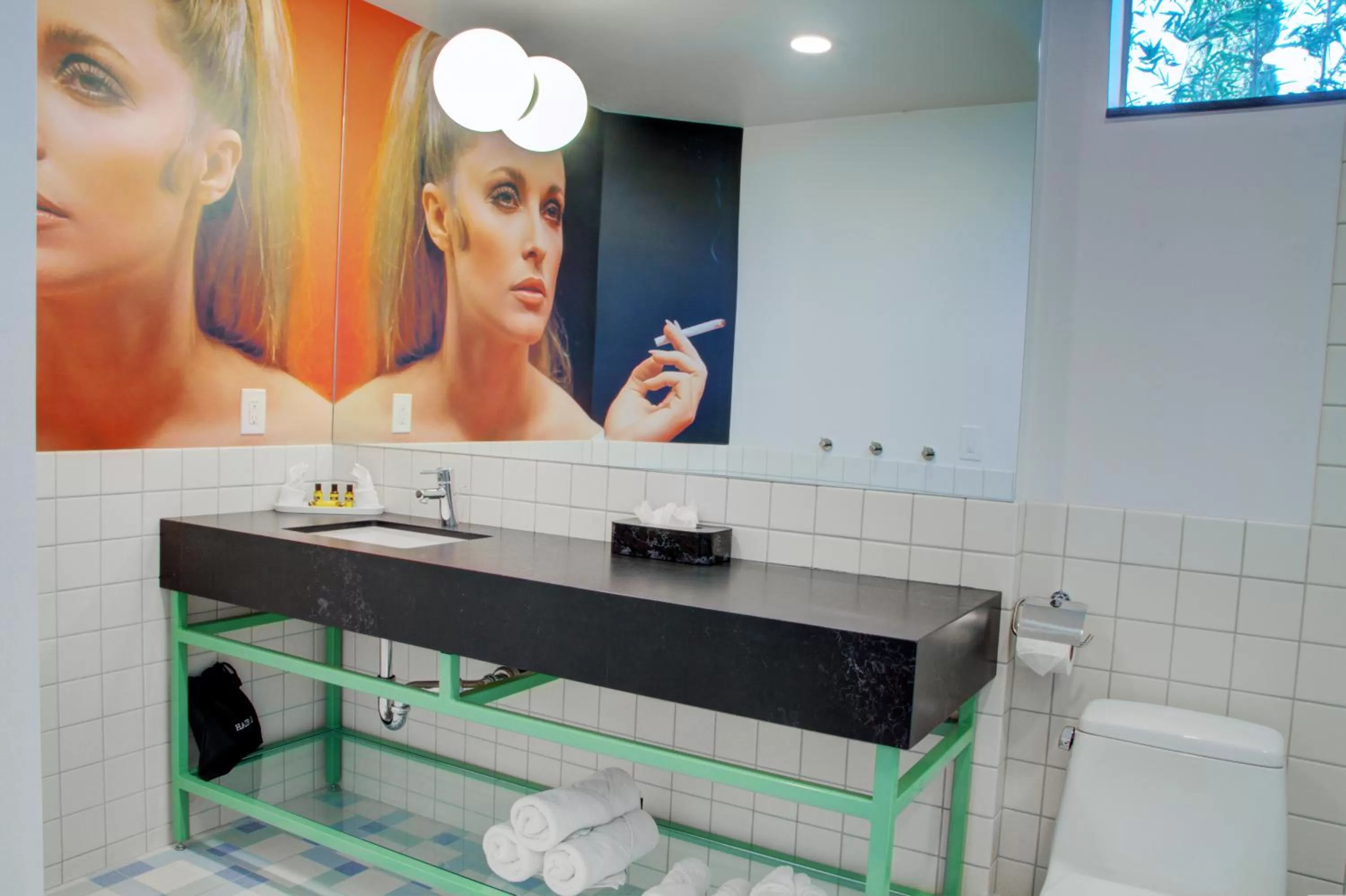 Bathroom in The Hollywood Franklin Hotel near Universal Studios