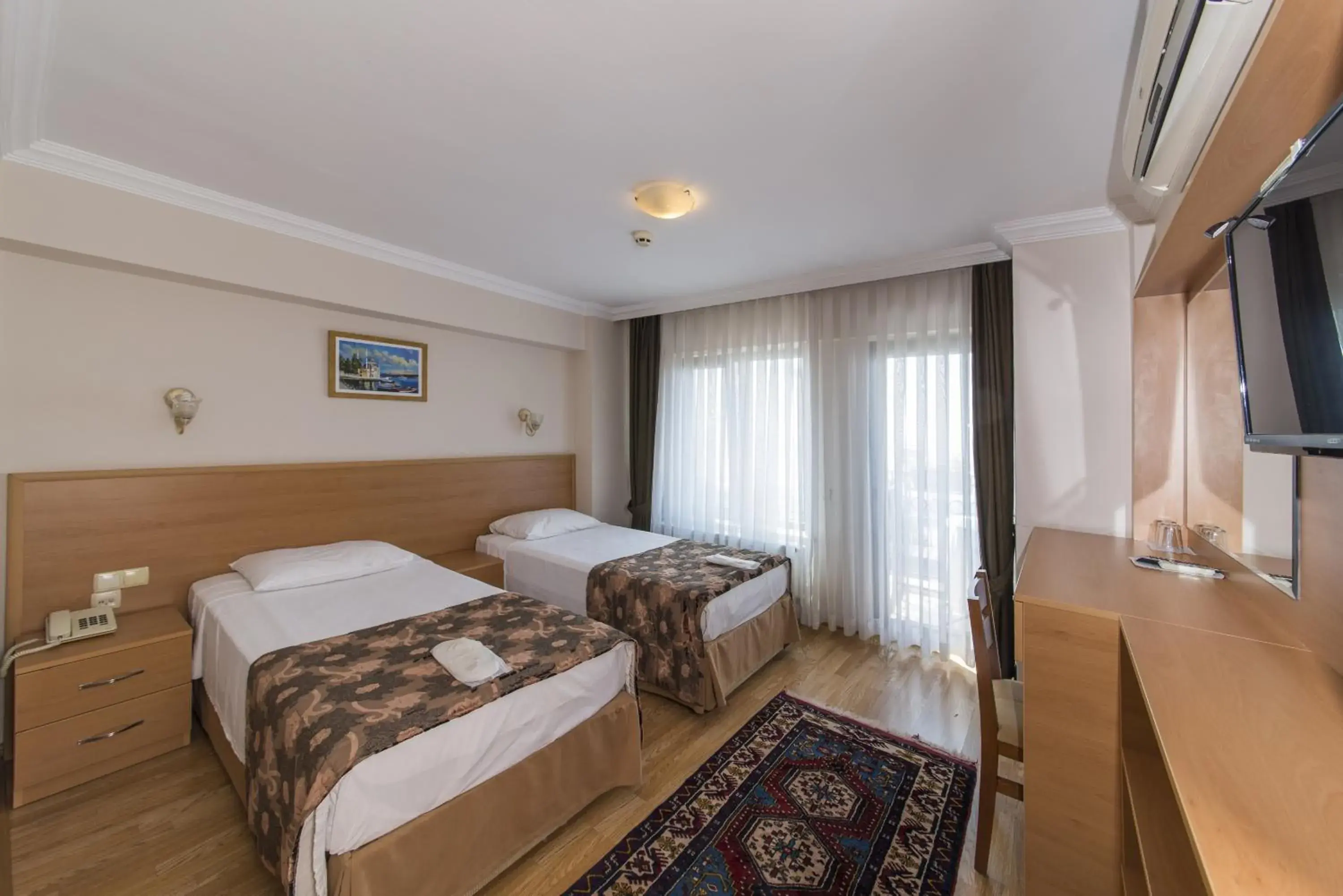 Photo of the whole room, Bed in Deniz Houses