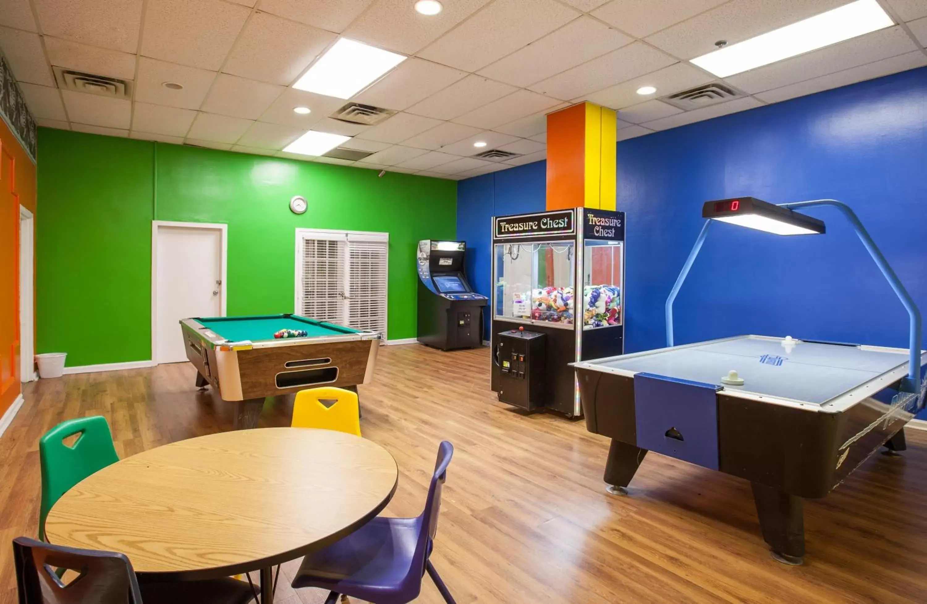 Game Room, Billiards in Legacy Vacation Resorts - Brigantine Beach