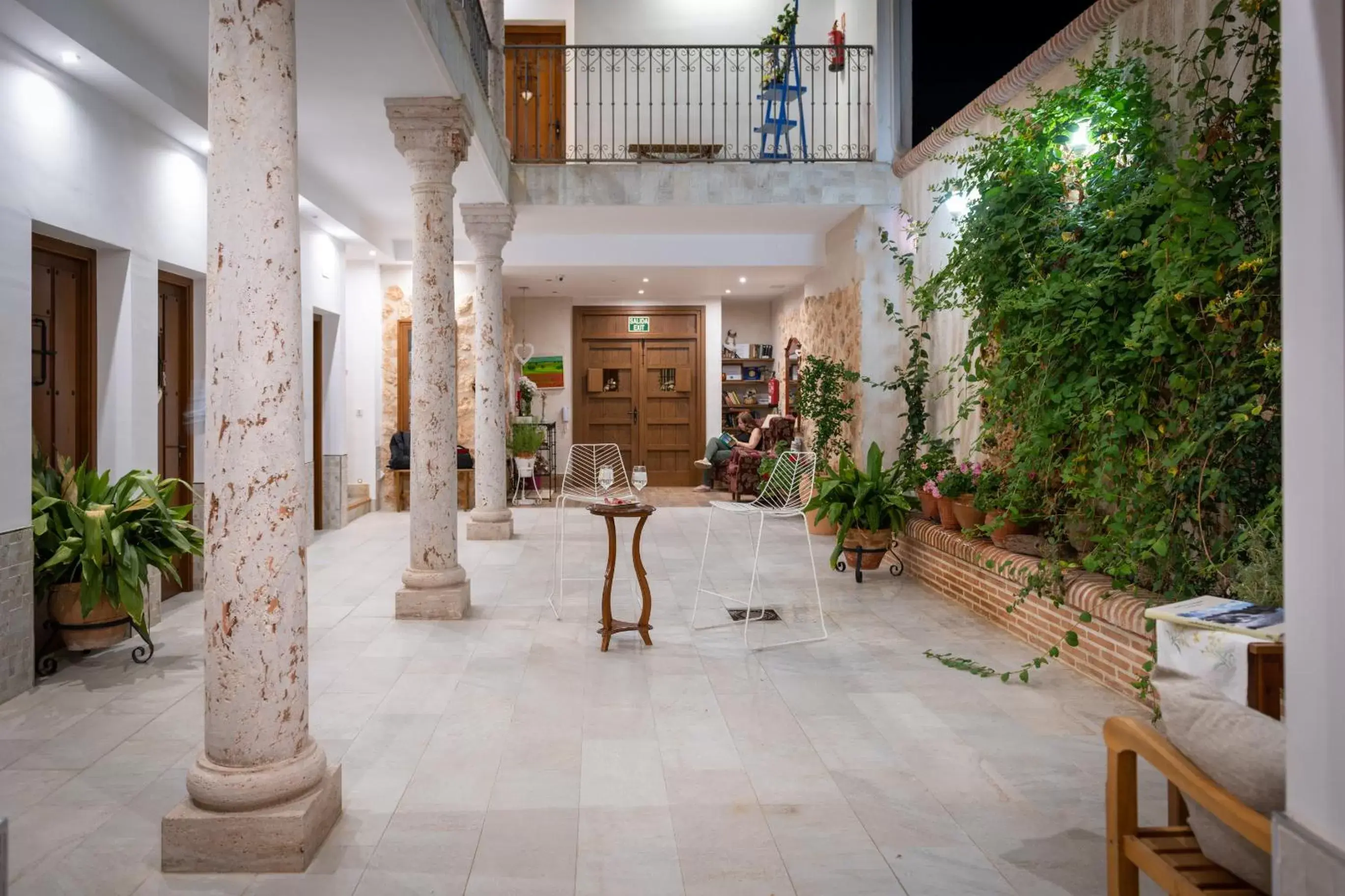 Patio in Hotel Rural Sisapo