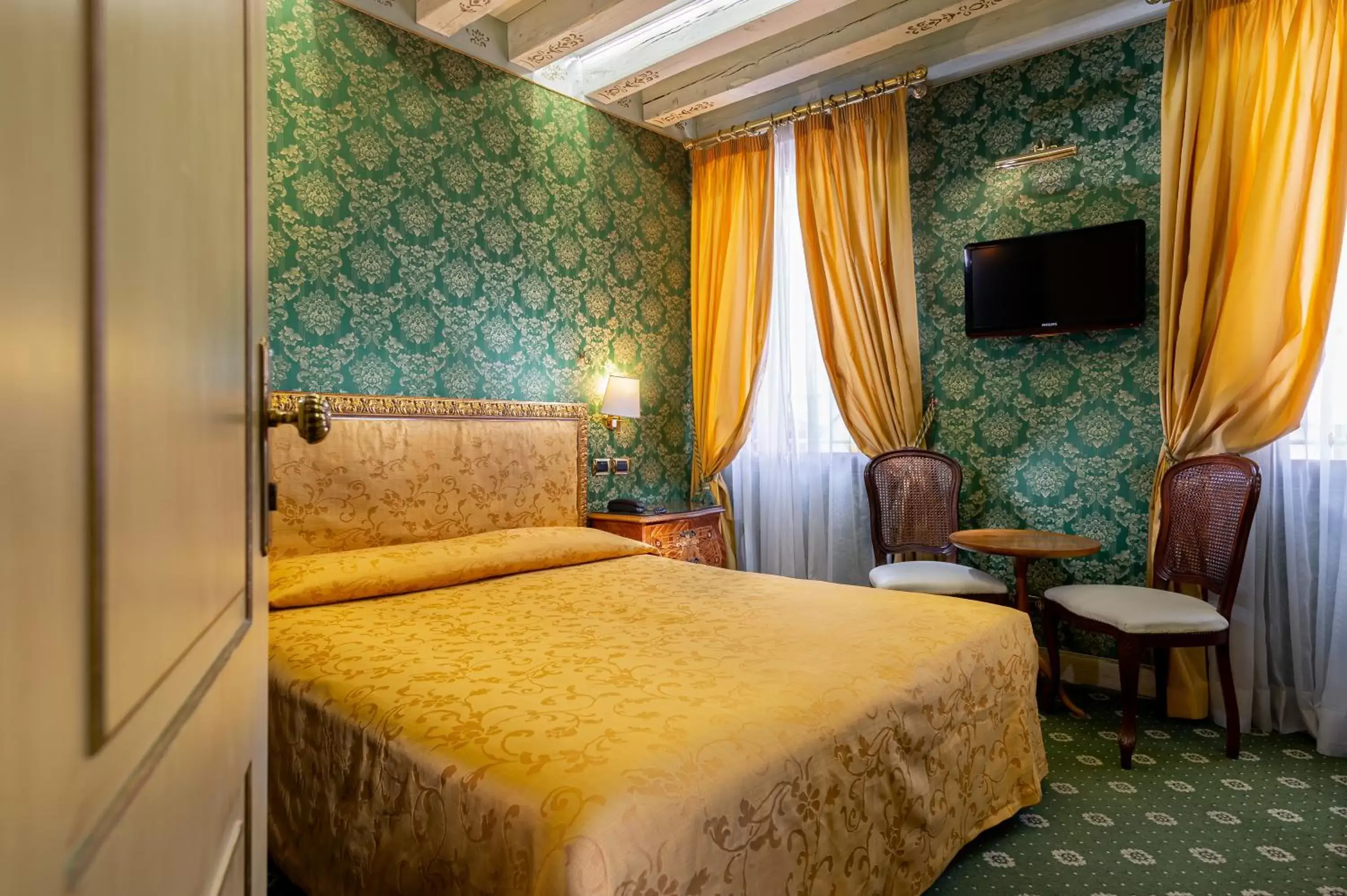 Bed in Hotel Santa Marina