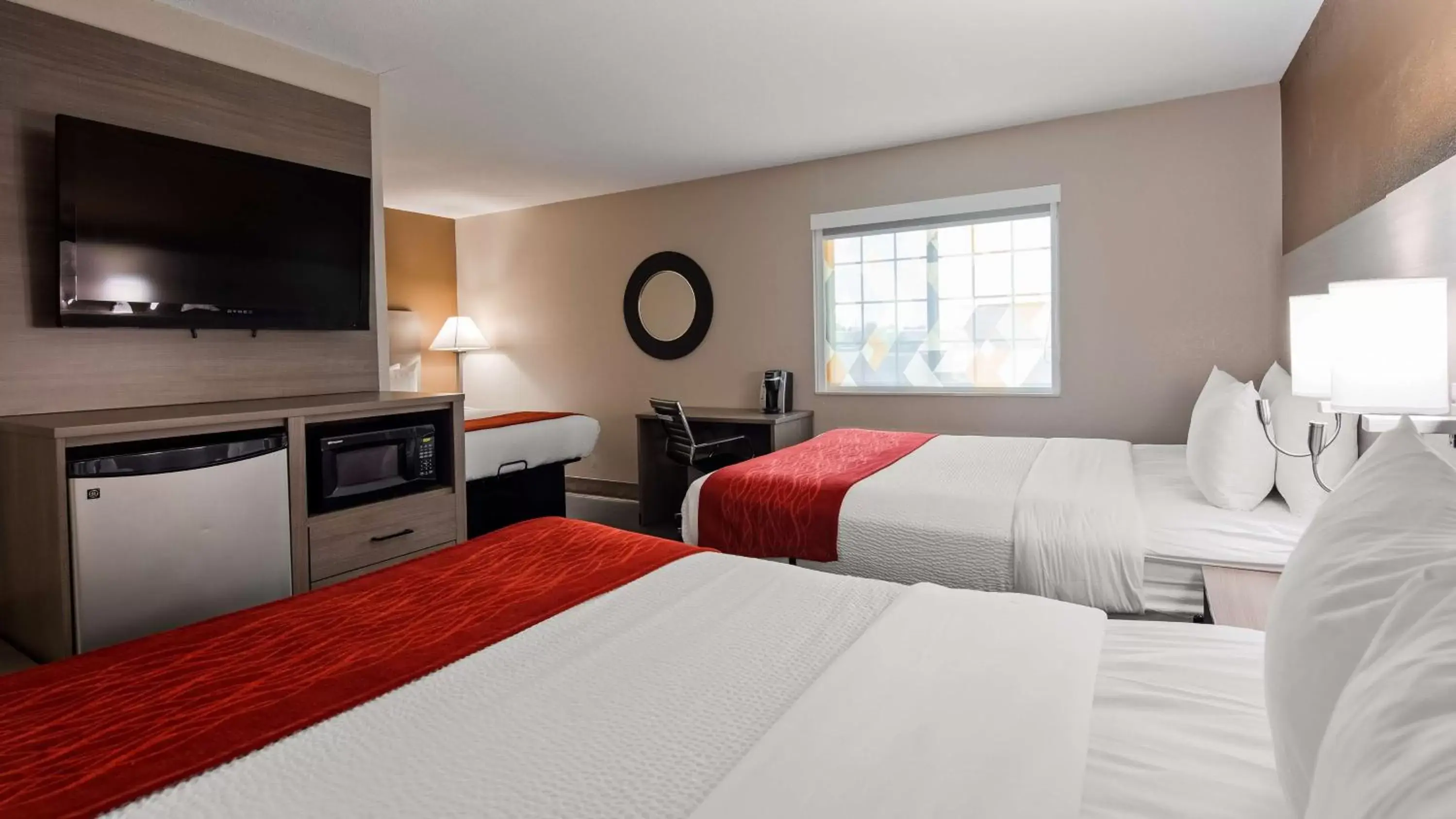 Photo of the whole room in SureStay Plus Hotel by Best Western Kearney