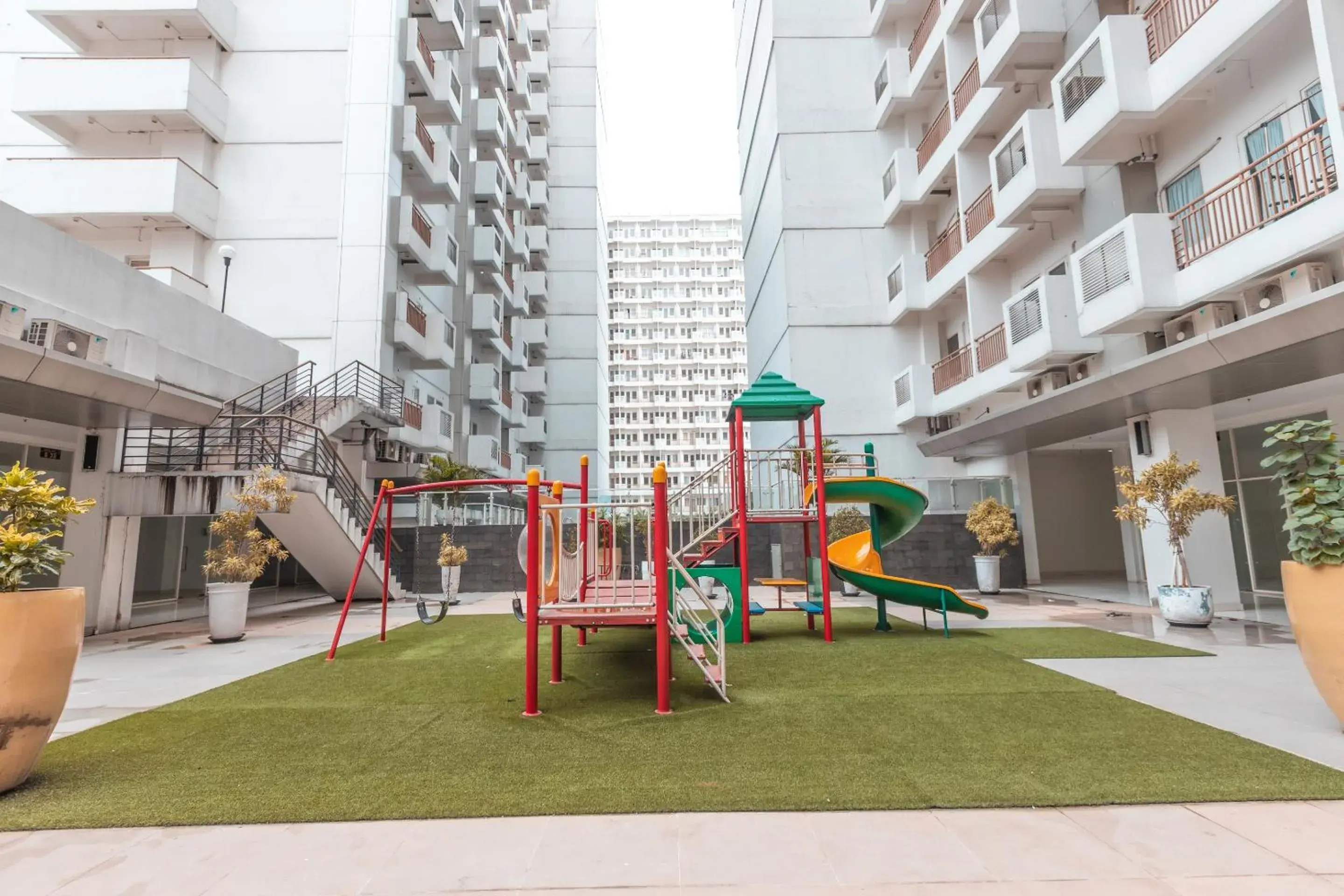 Entertainment, Children's Play Area in OYO 1948 Apartement Sentul Tower