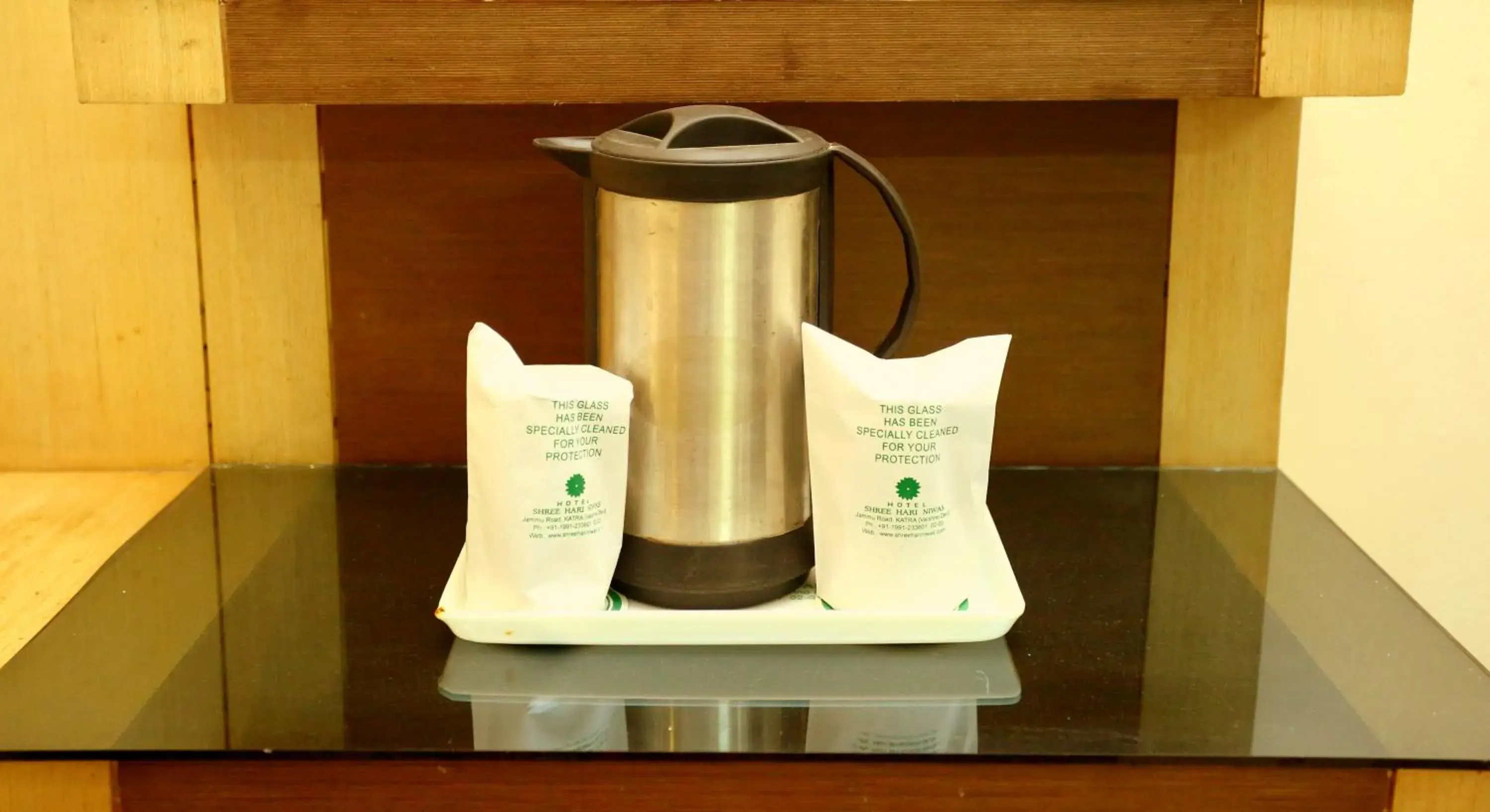 Coffee/tea facilities, Bathroom in Hotel Shree Hari Niwas