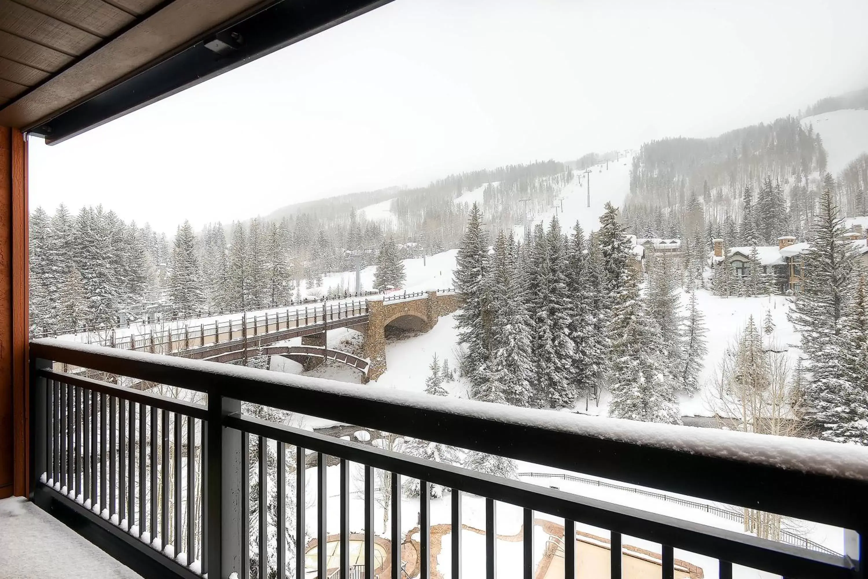 Day, Balcony/Terrace in Lion Square Lodge