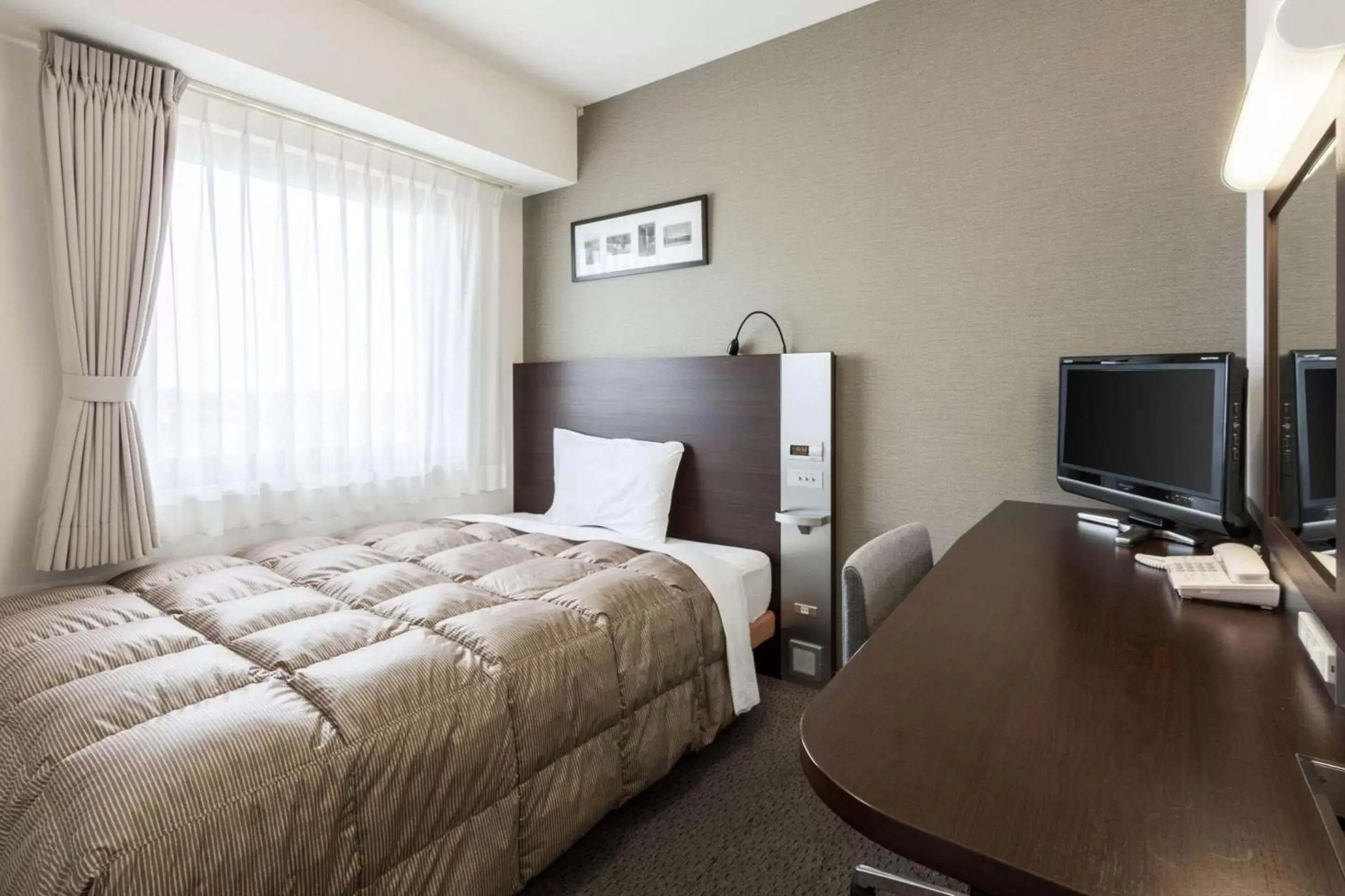 Photo of the whole room, Bed in Comfort Hotel Hachinohe