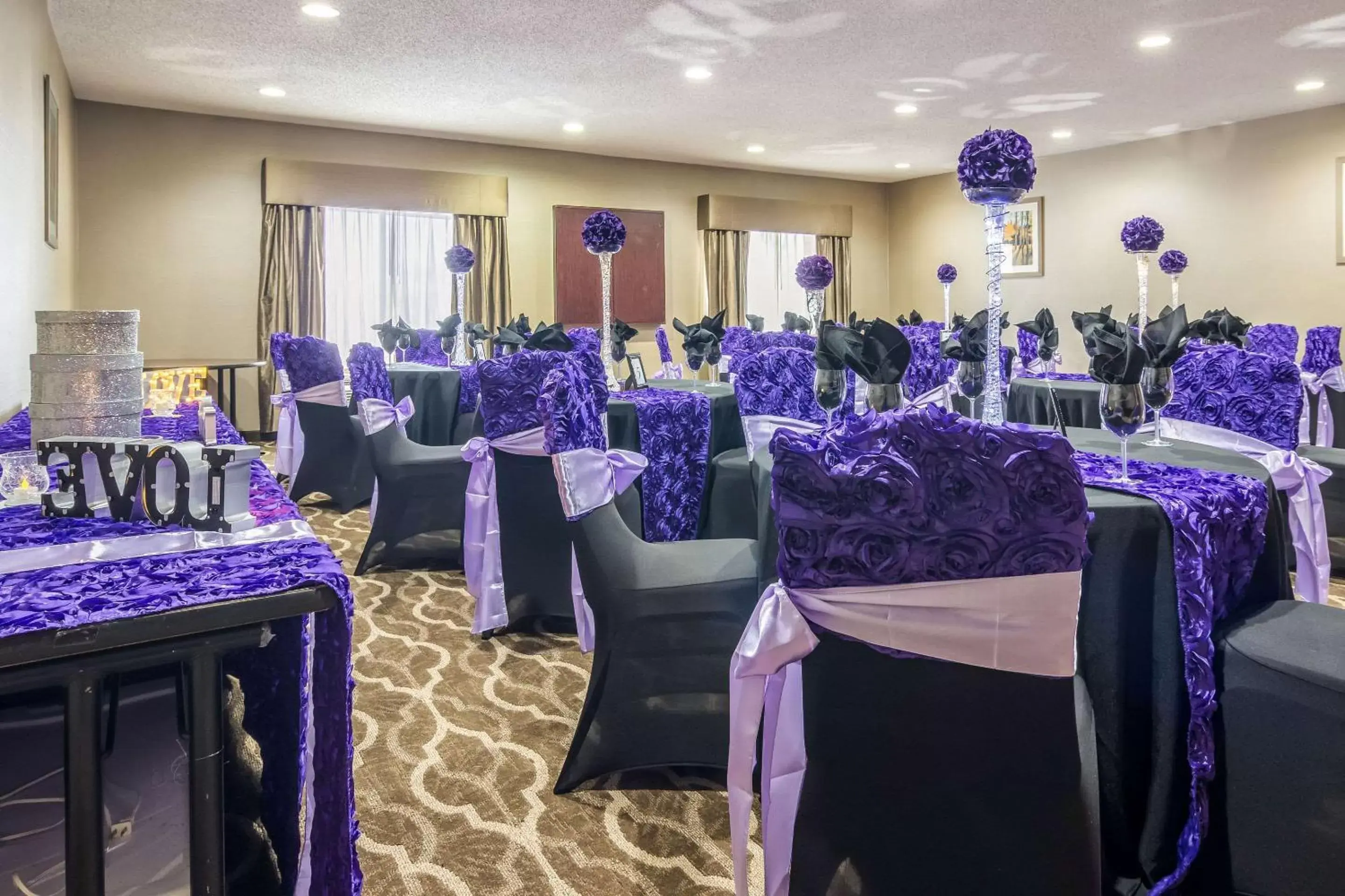 On site, Banquet Facilities in Comfort Suites Southfield