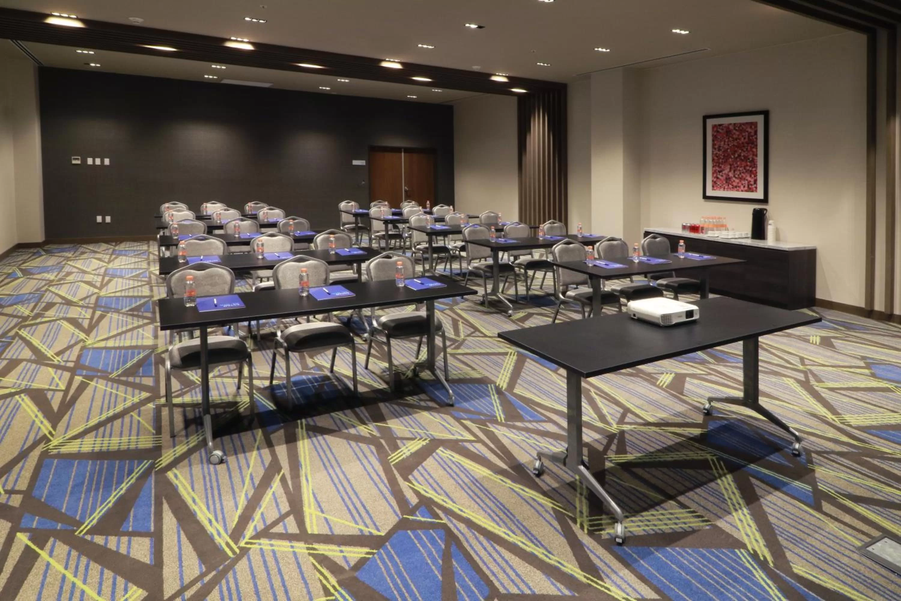 Business facilities in Holiday Inn Express - Monterrey - Fundidora by IHG