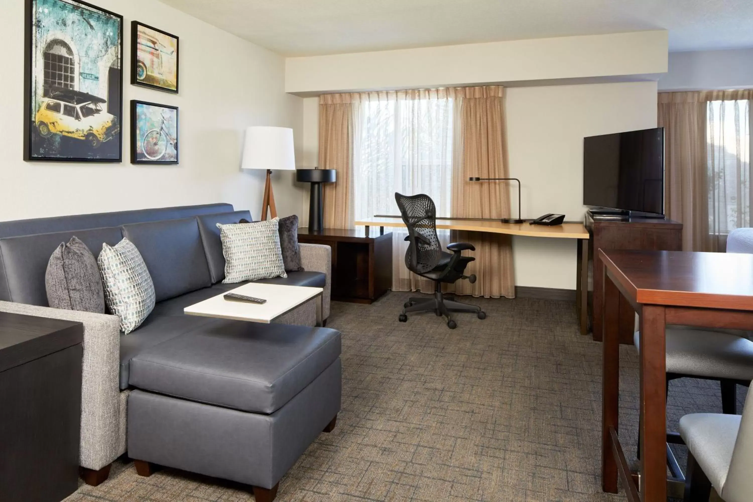 Bedroom, Seating Area in Residence Inn San Diego Carlsbad