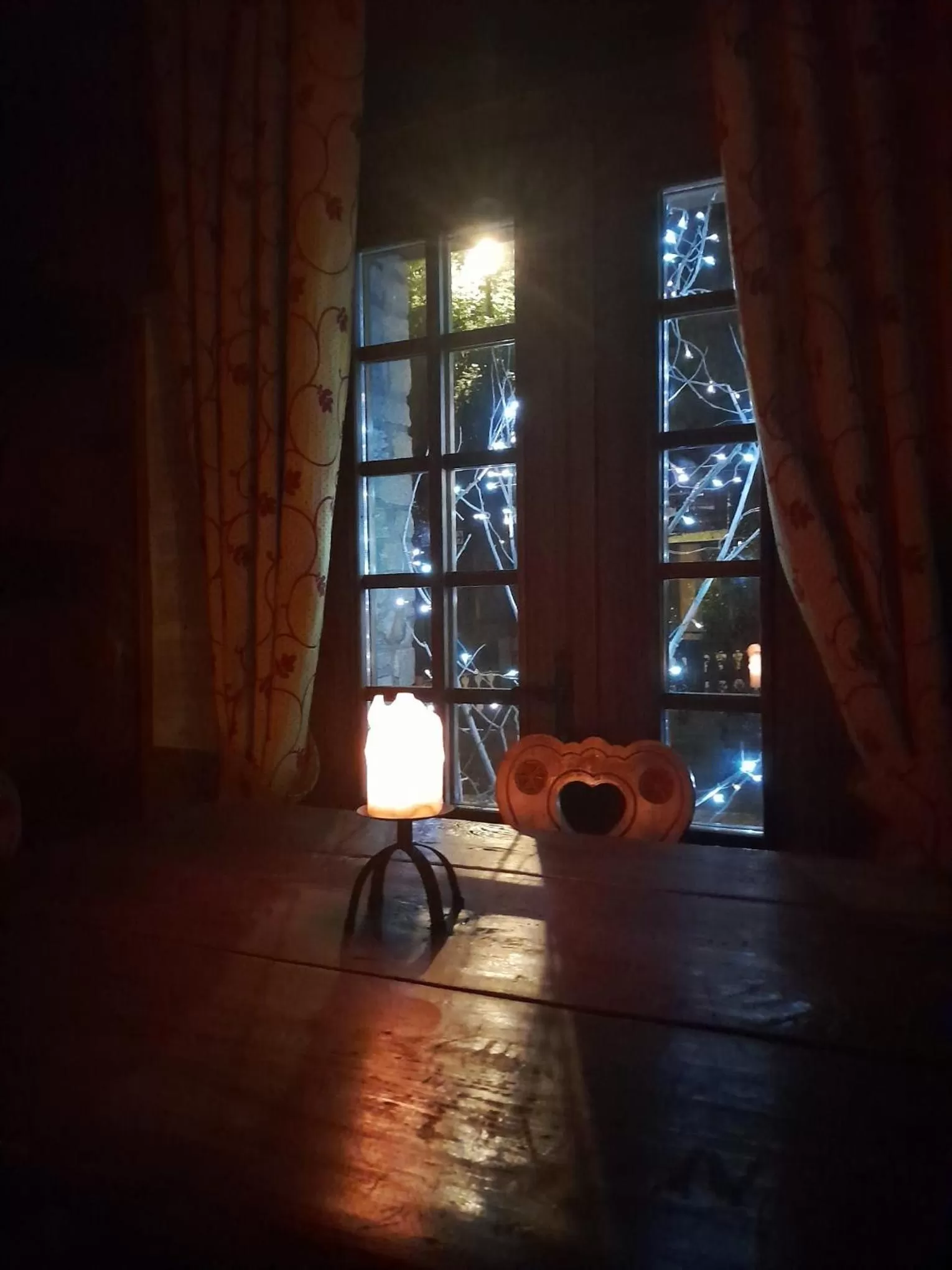 Night in Hotel Astoria