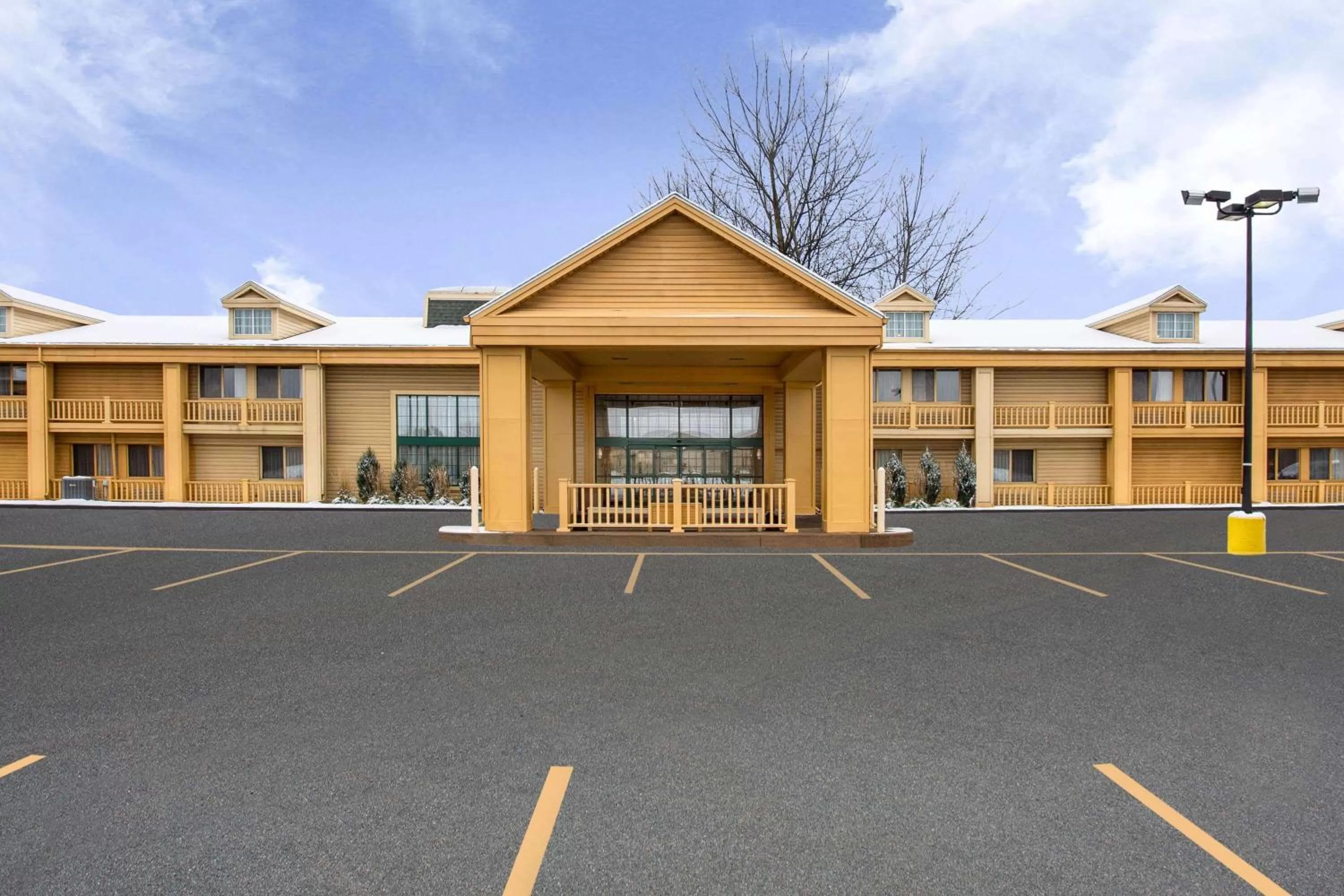 Property building in La Quinta Inn by Wyndham Oshkosh