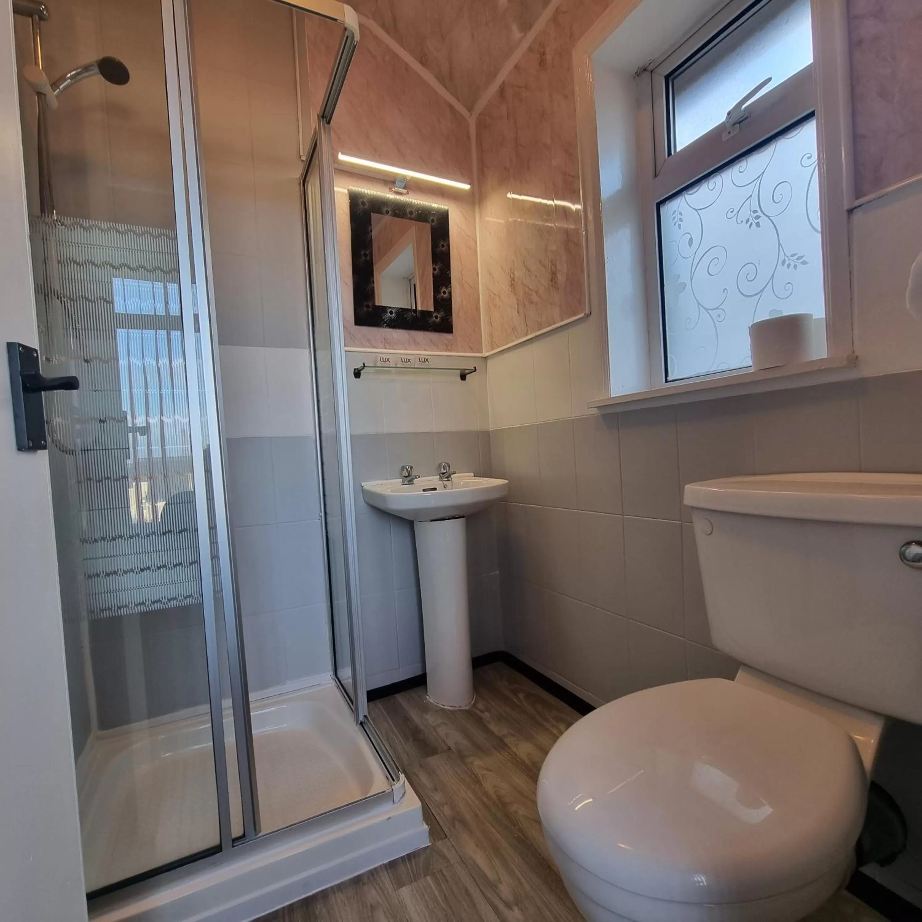 Palm Beach Hotel by the Sea