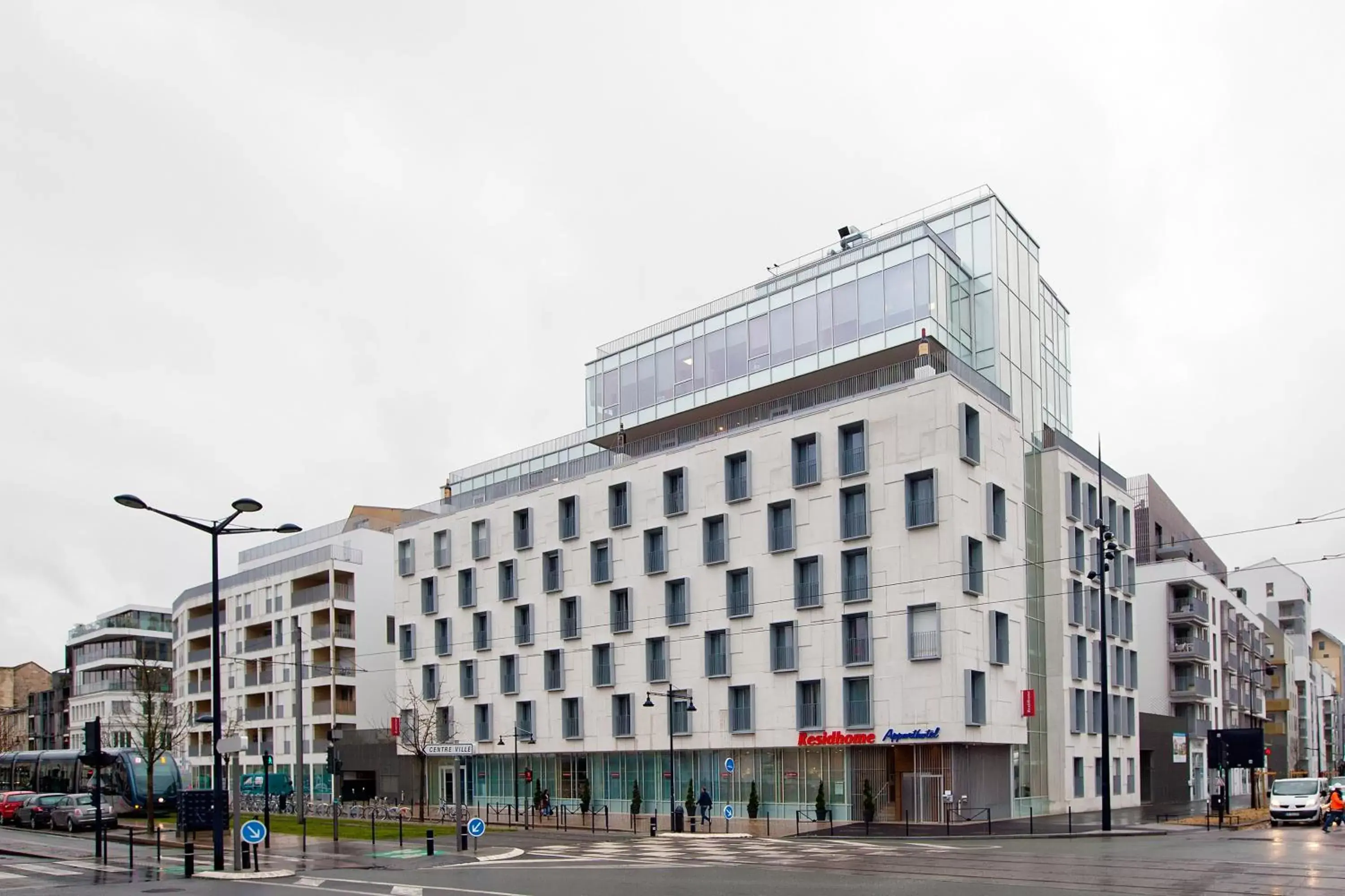 Facade/entrance, Property Building in Residhome Bordeaux