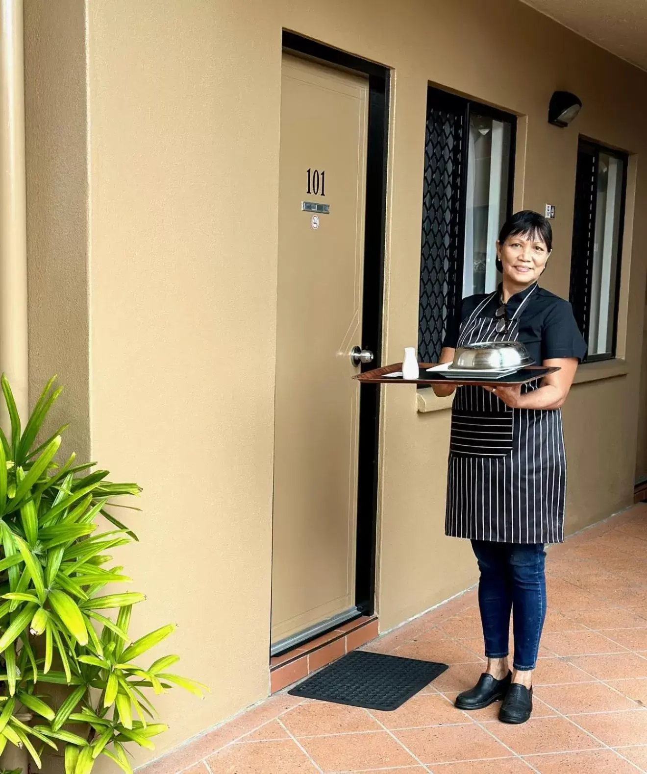 room service in Mackay Resort Motel