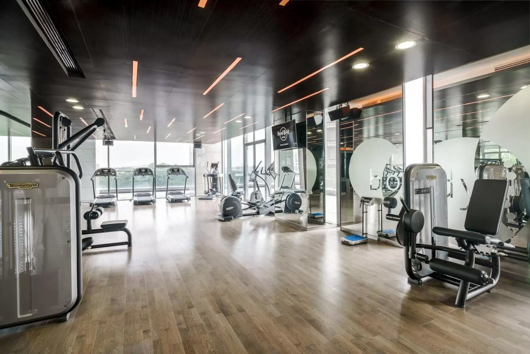 Fitness centre/facilities in Hard Rock Hotel Shenzhen Fitness centre/facilities in Hard Rock Hotel Shenzhen