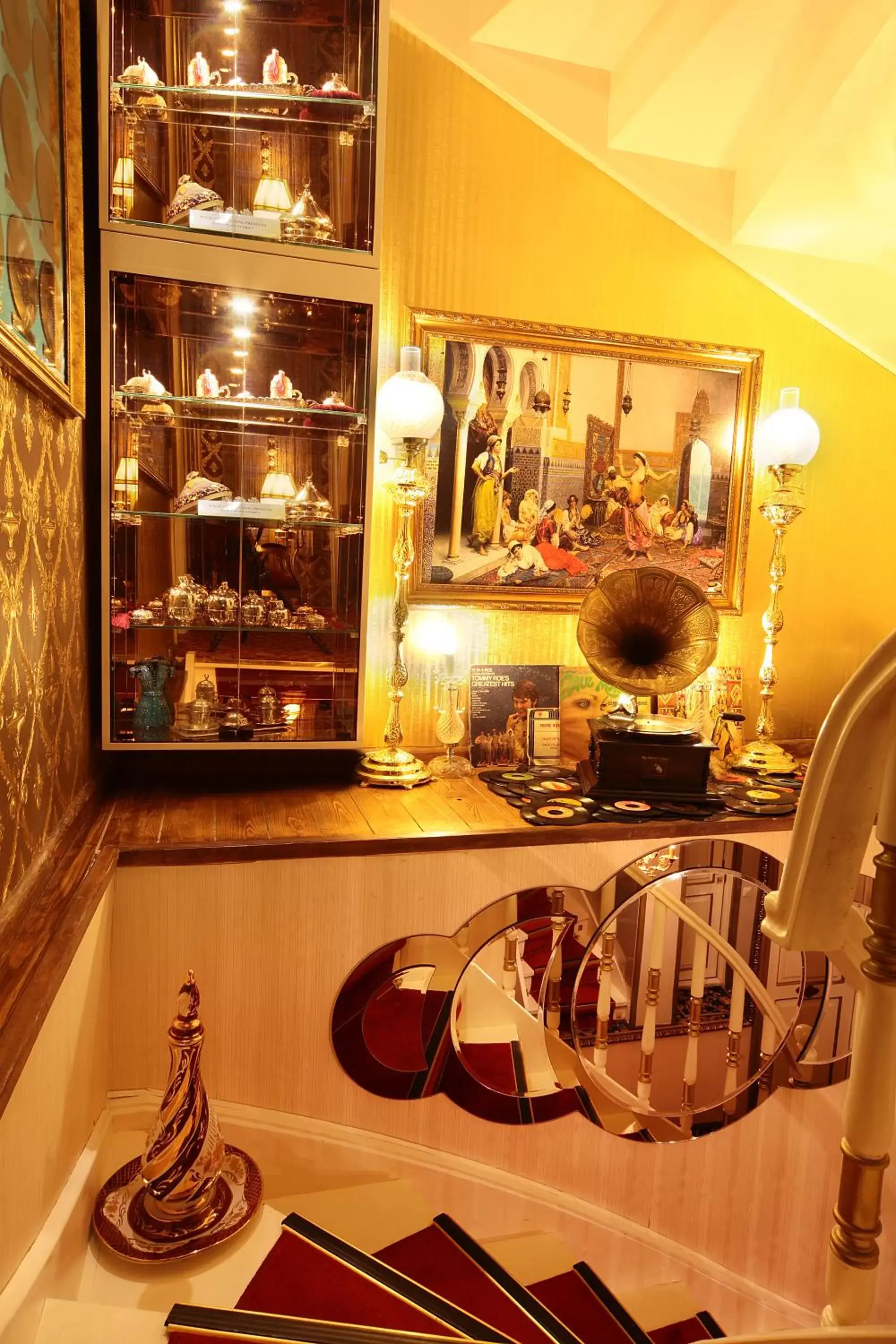 Decorative detail, Lounge/Bar in Sultan Tughra Hotel