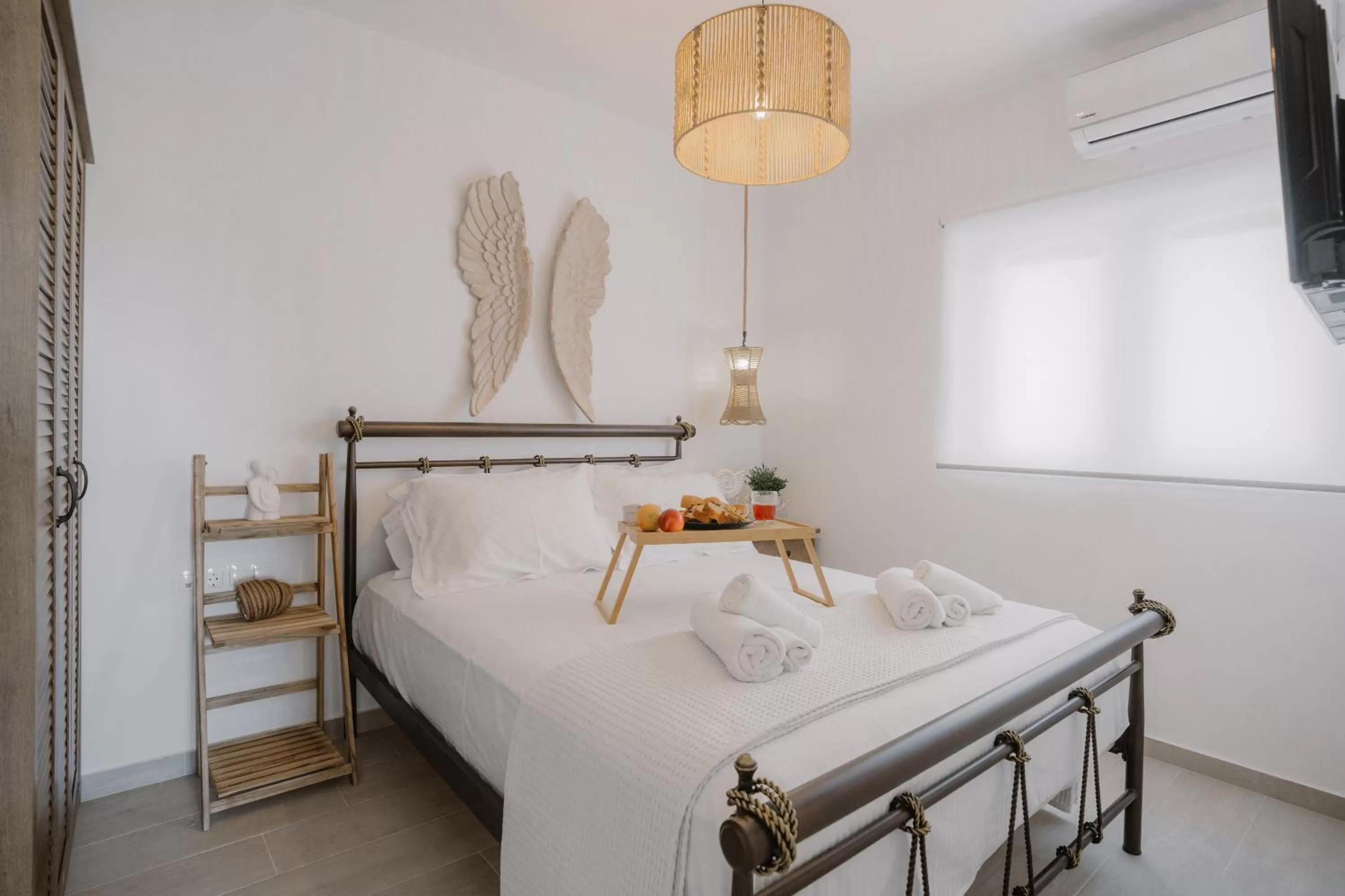 Bedroom, Bed in MIRAMAR KARYSTOS