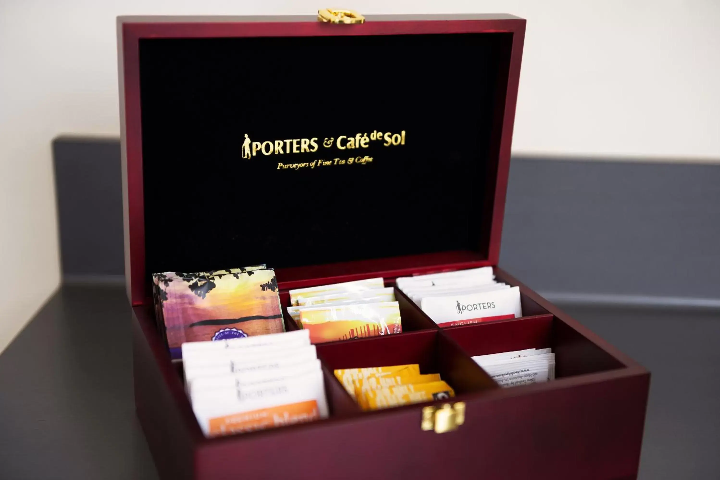 Coffee/tea facilities in 123 Motel Coffee/tea facilities in 123 Motel