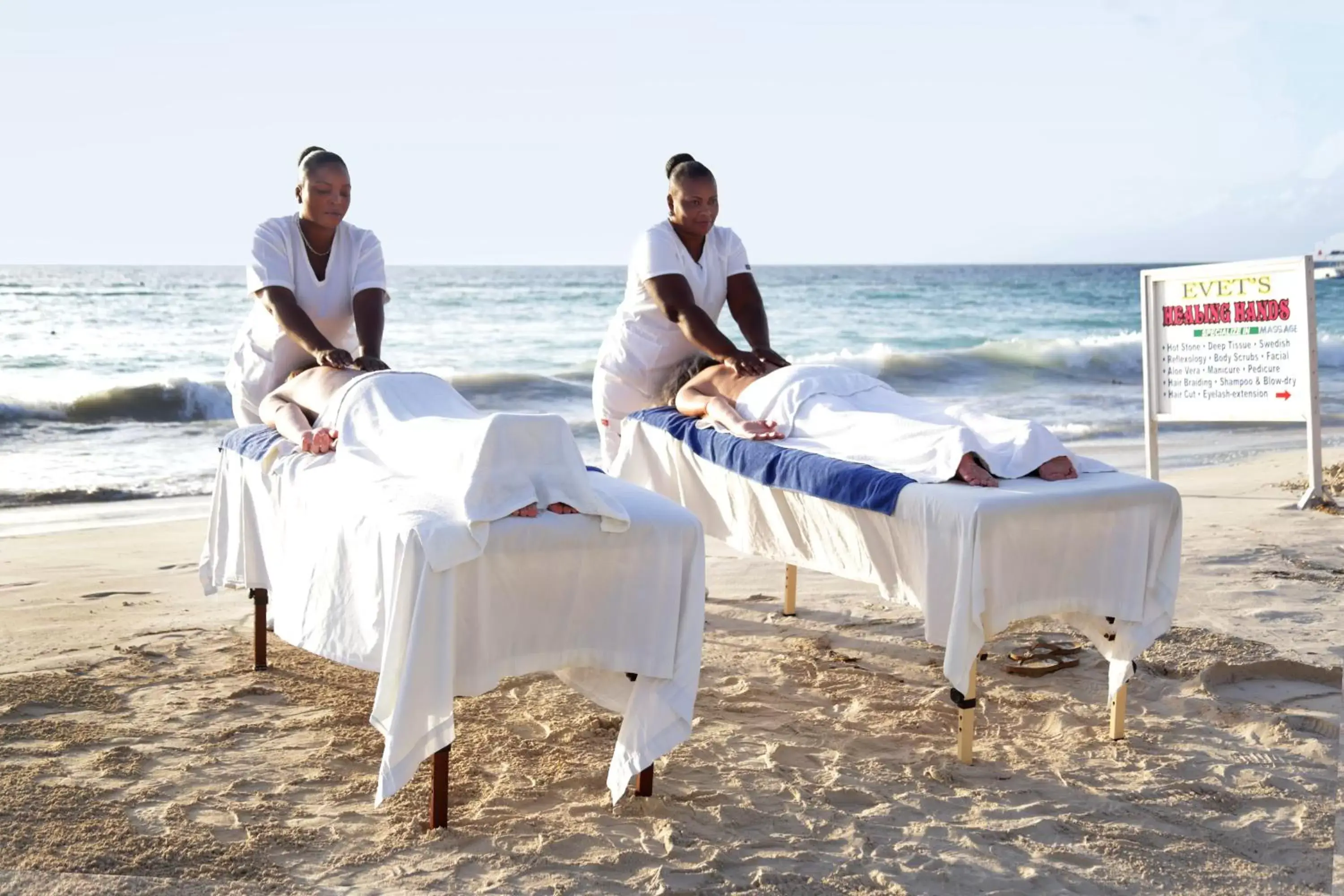 Massage, Beach in Negril Palms