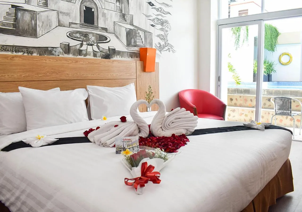 Decorative detail, Bed in Abadi Hotel Malioboro Yogyakarta