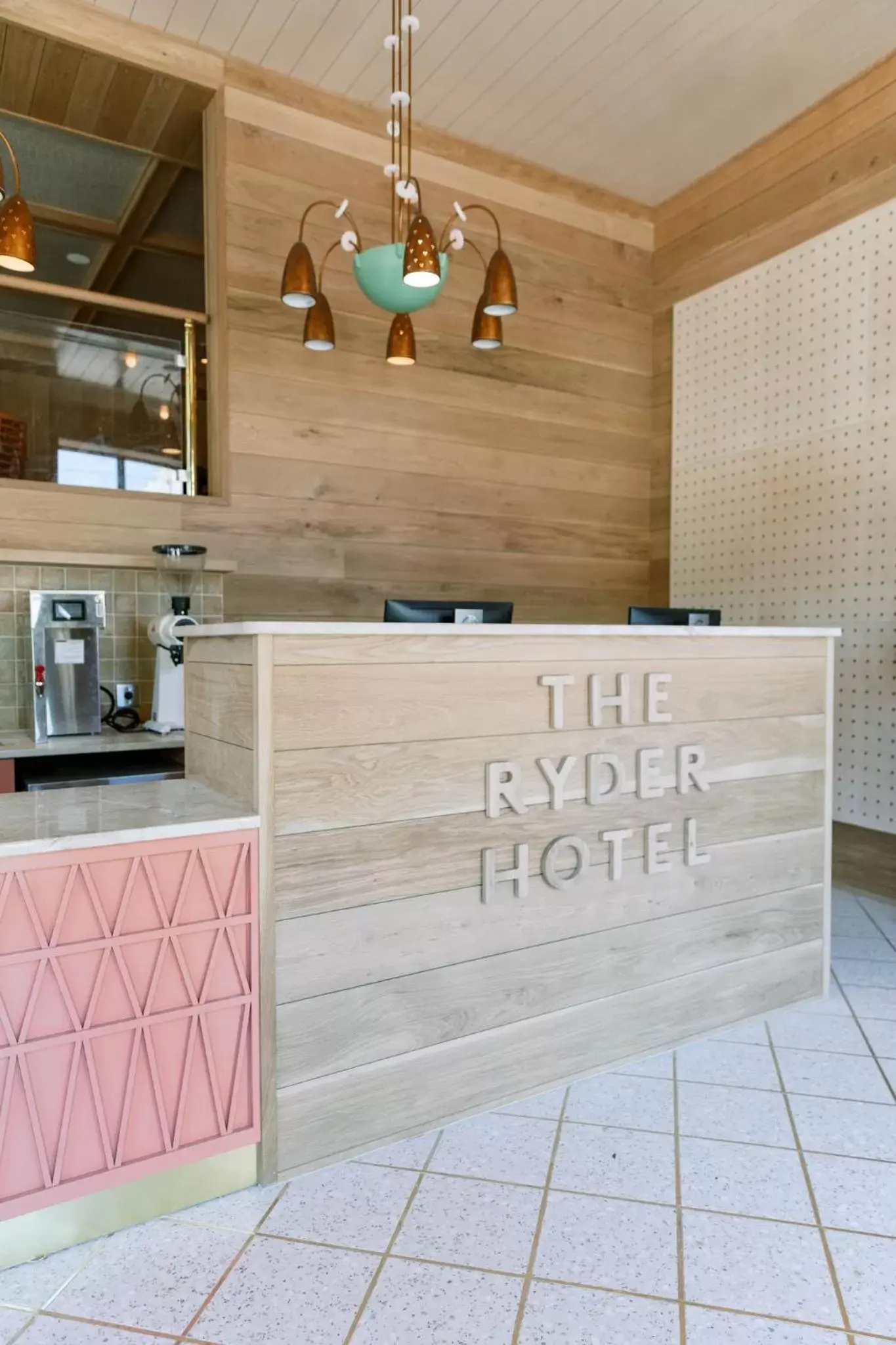 Facade/entrance, Lobby/Reception in The Ryder Hotel