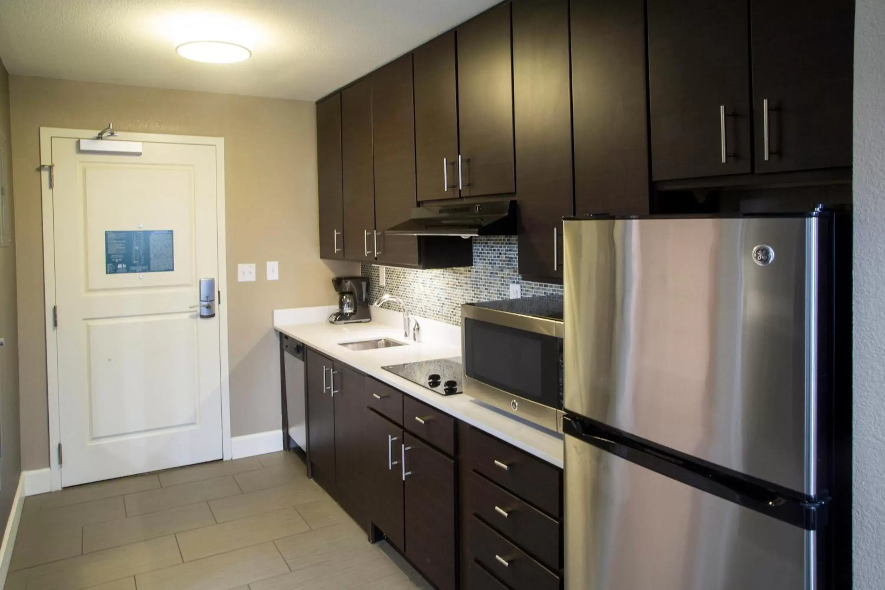 Kitchen or kitchenette, Kitchen/Kitchenette in TownePlace Suites by Marriott Oxford