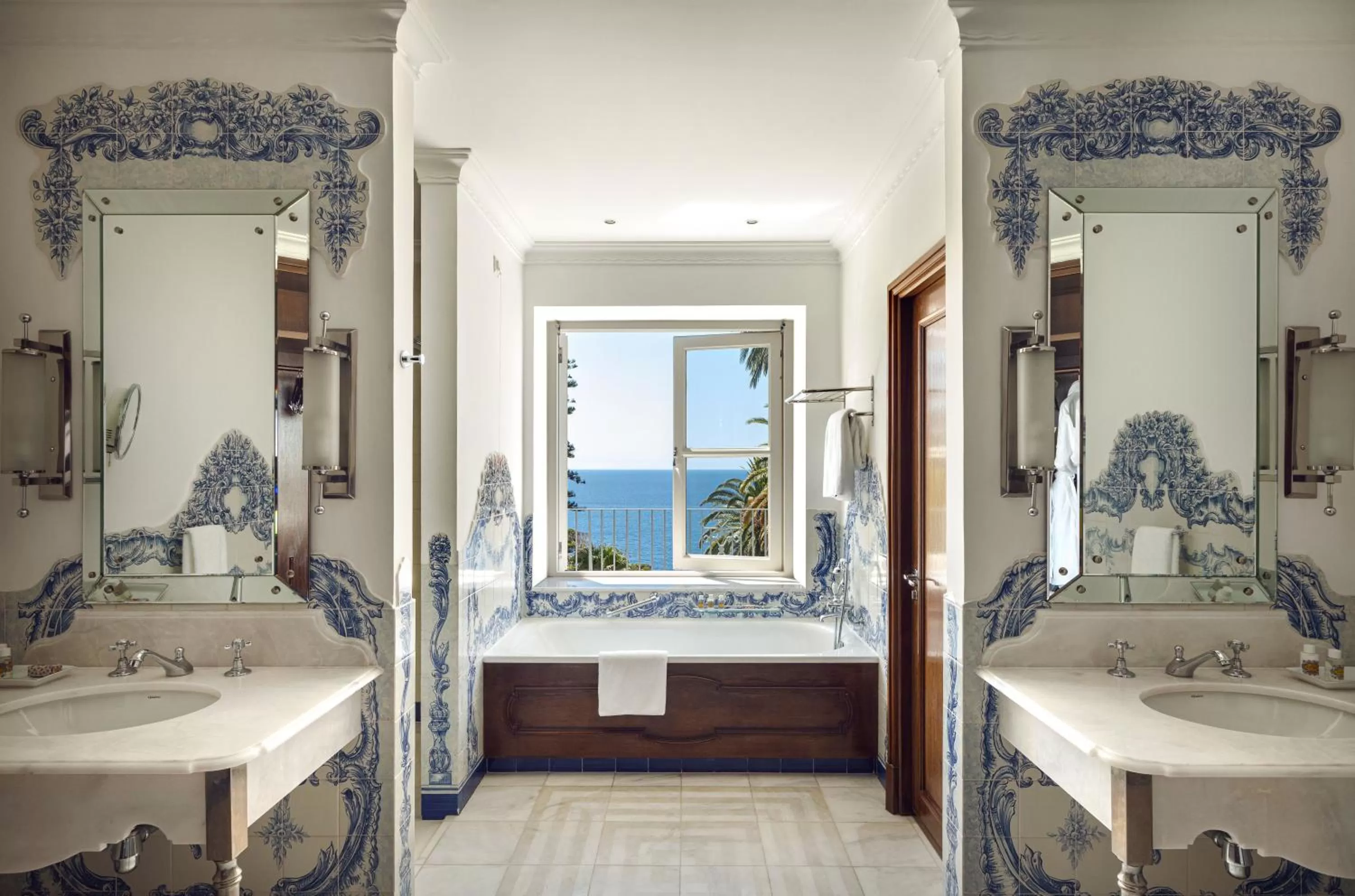 Bathroom, Bed in Reid's Palace, A Belmond Hotel, Madeira