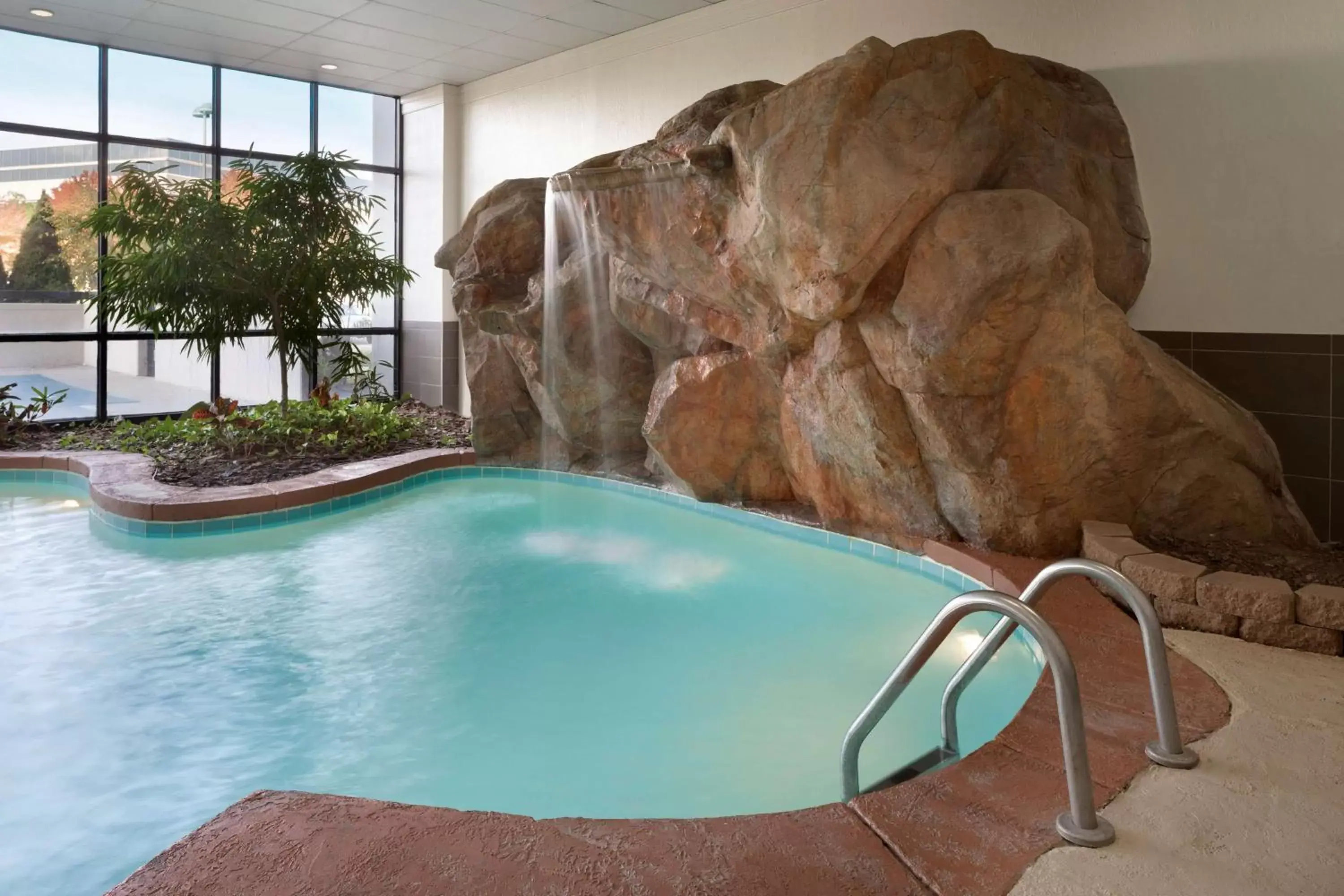 Pool view, Swimming Pool in Embassy Suites by Hilton Columbus