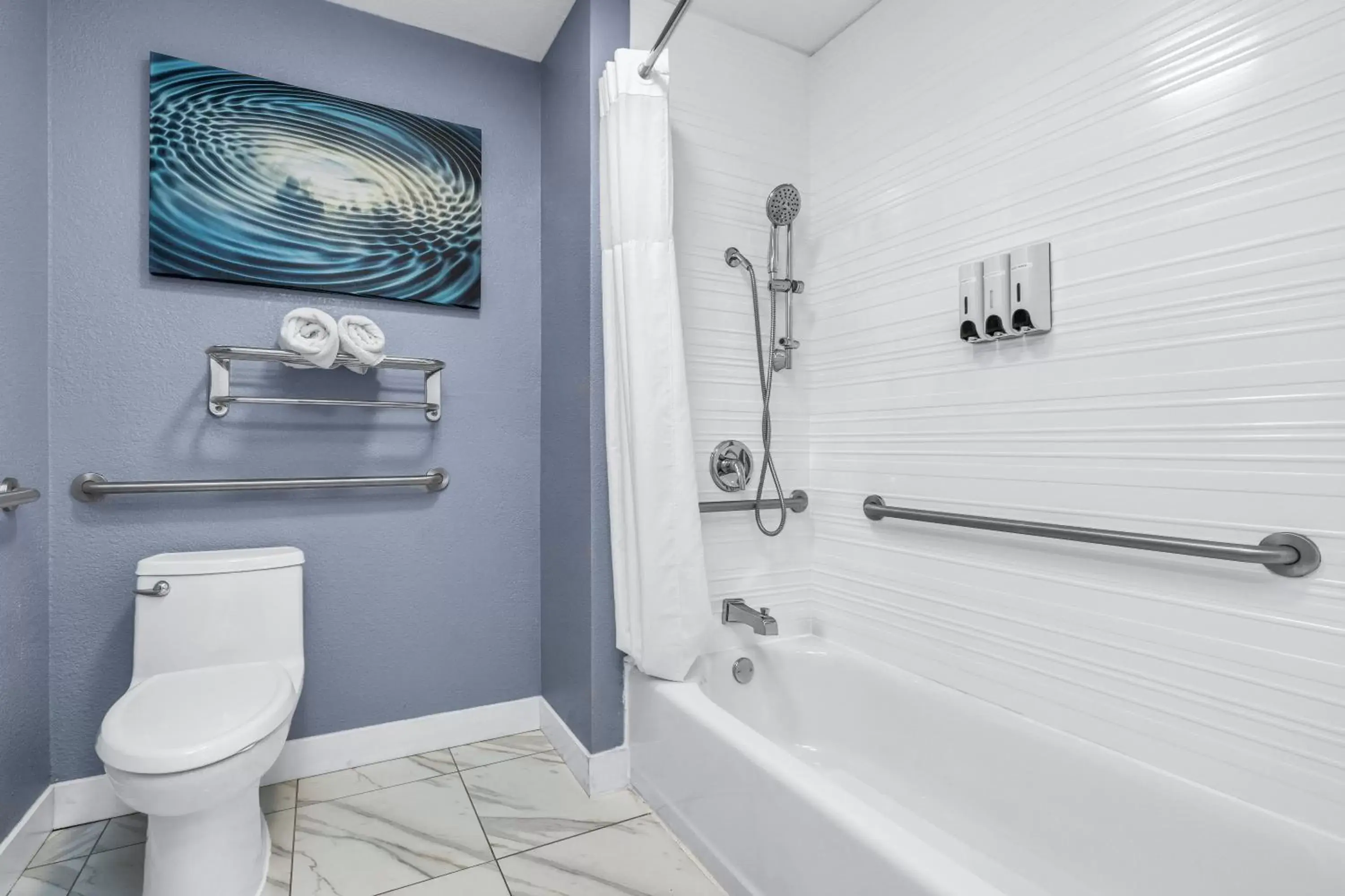 Queen Room - Disability Access in Inn at Rockaway San Francisco Pacifica Queen Room - Disability Access in Inn at Rockaway San Francisco Pacifica